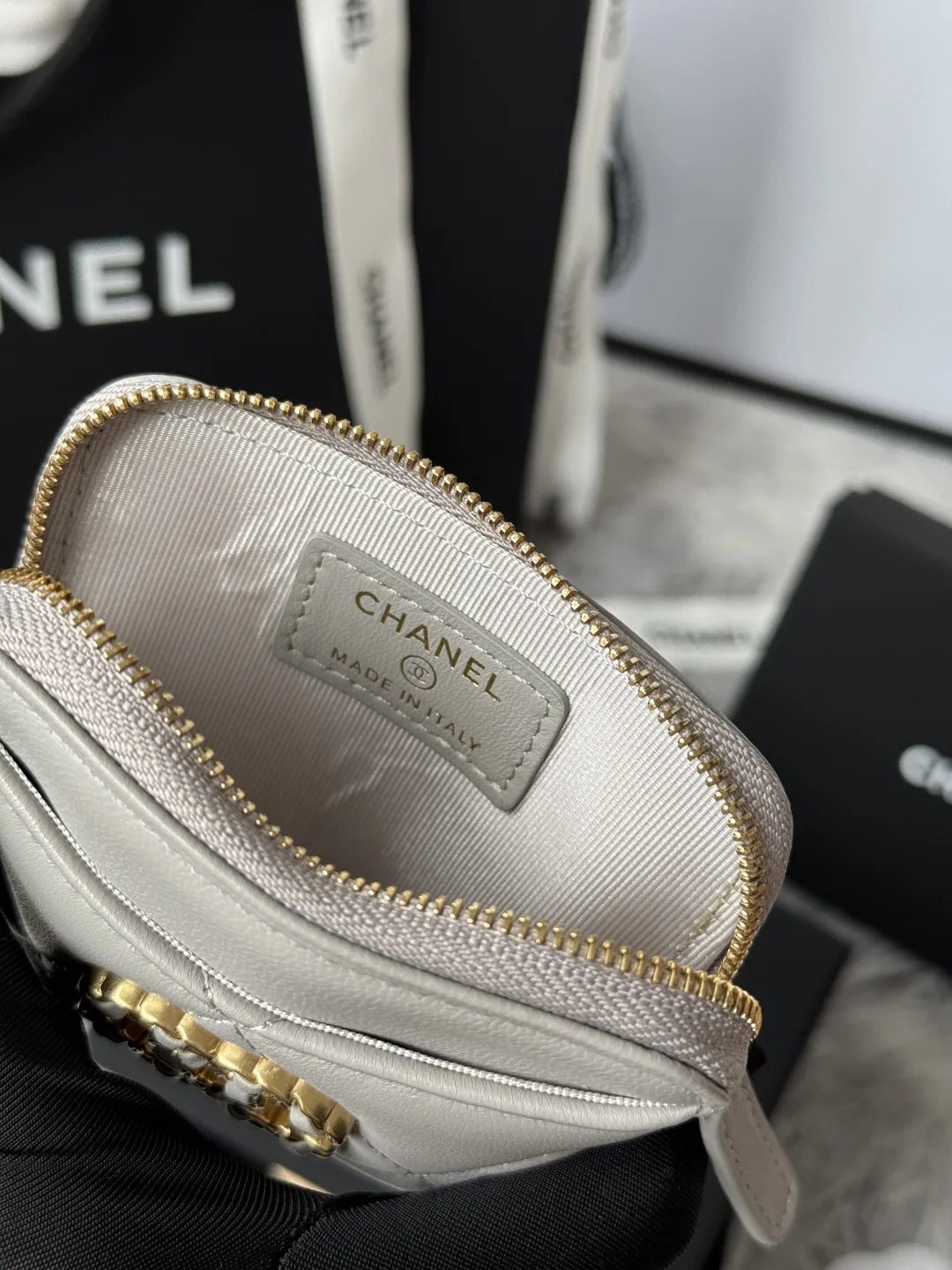 Chanel AP2086 Coin Purse - Detail view 8