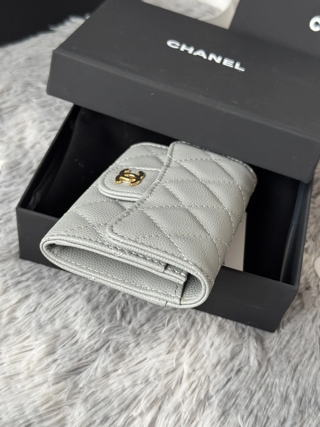 Chanel AP0214 Small Ball Caviar CF Cardholder - Detail view 5