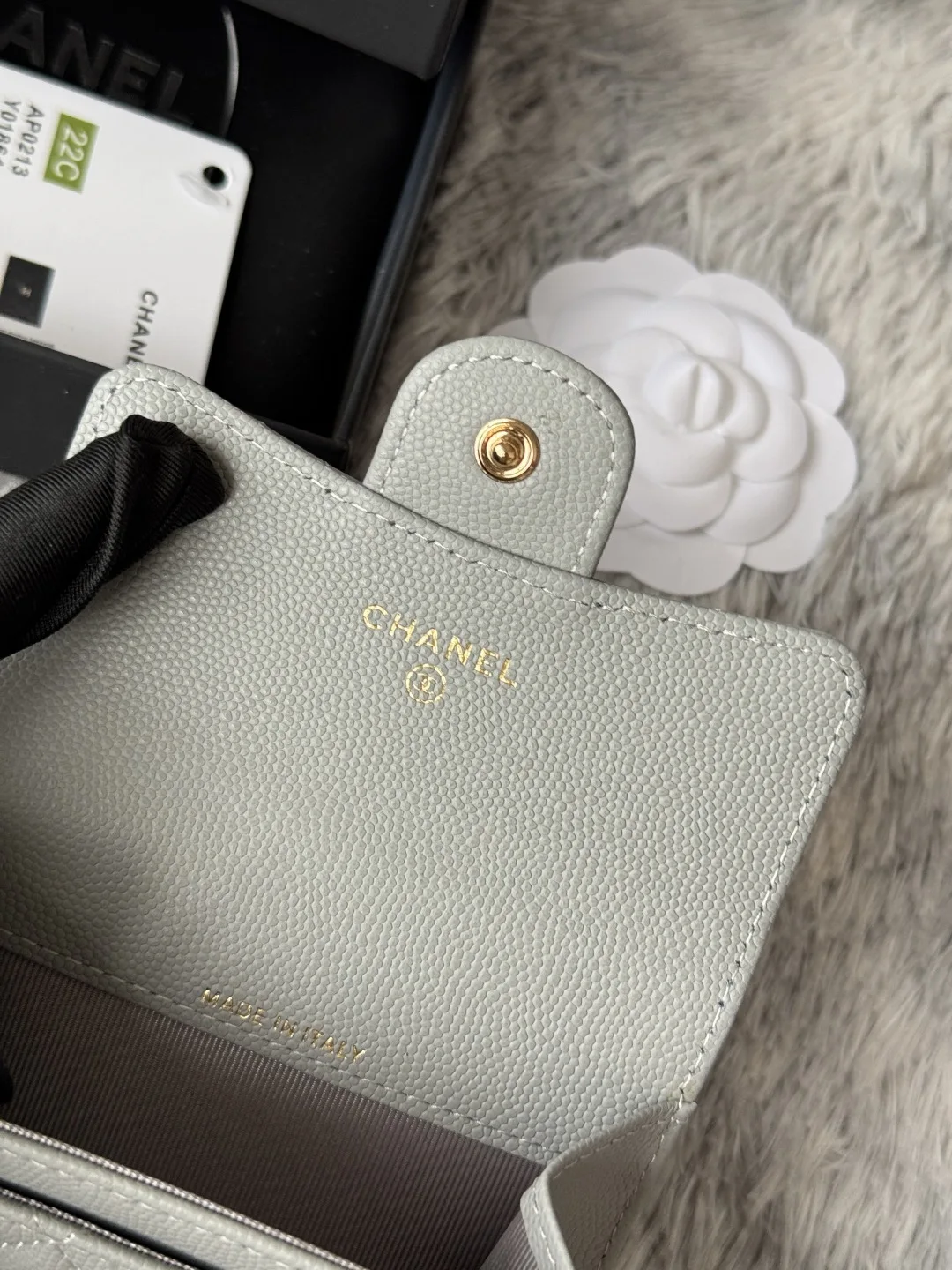 Chanel AP0214 Small Ball Caviar CF Cardholder - Detail view 9