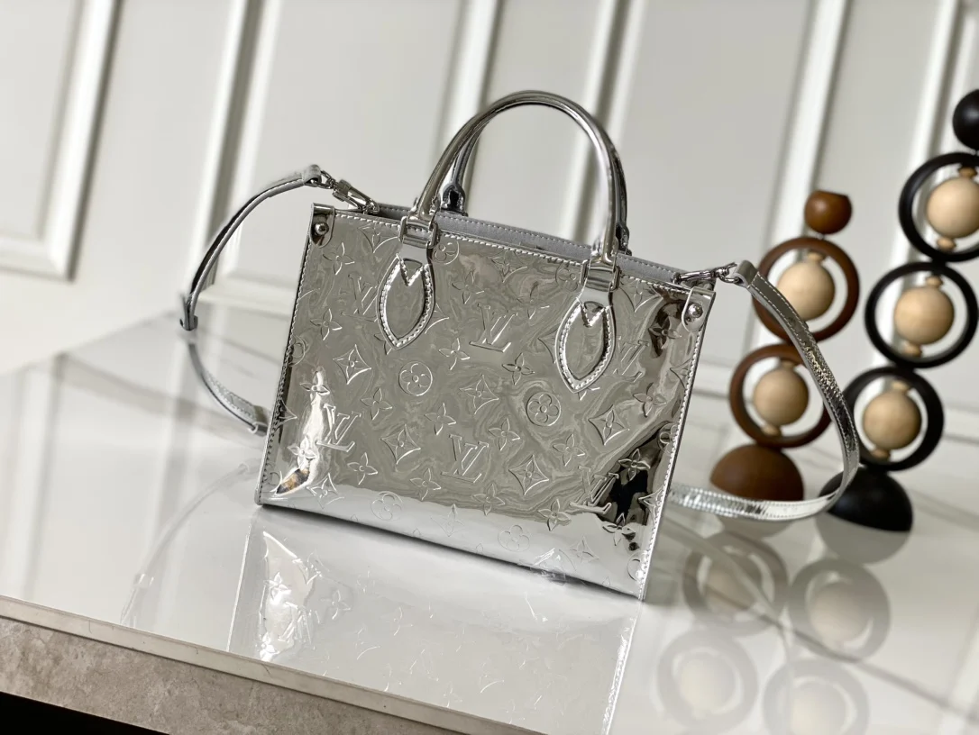 LVM26373 OnTheGo 小号手袋 LV Ski 系列 - 细节图 1
