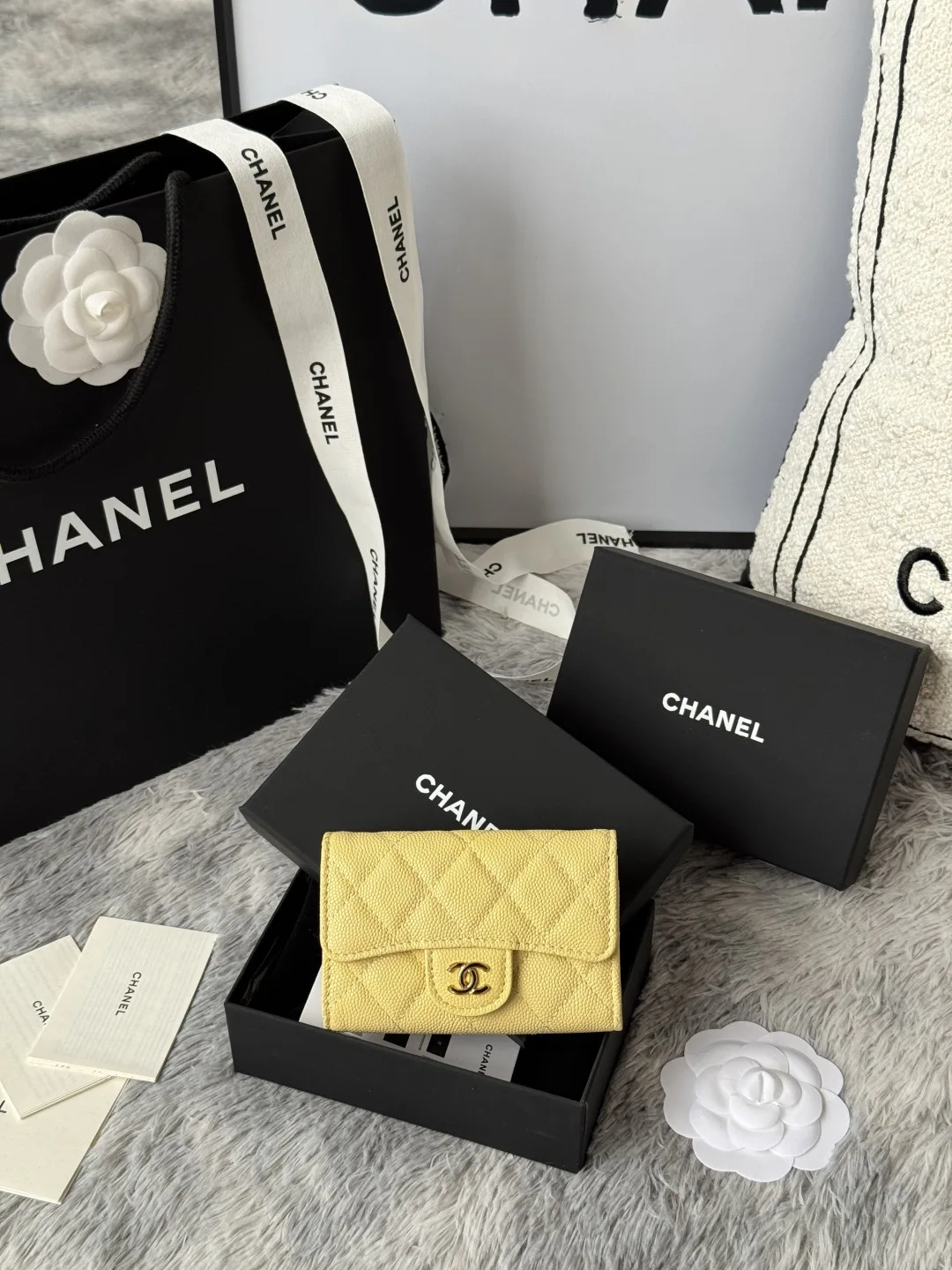 Chanel AP0214 Ball, Caviar, Large Ball Grain, CF Card Holder - Detail view 1