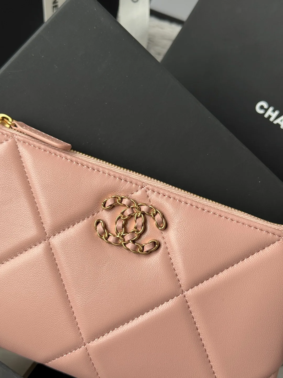 Chanel AP1790 Diamond Quilted Flap Coin Purse - Detail view 3