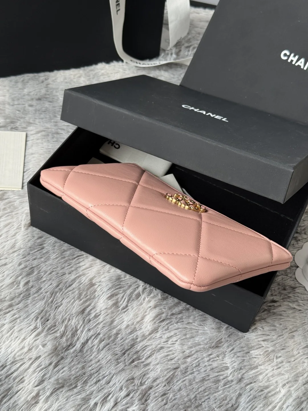 Chanel AP1790 Diamond Quilted Flap Coin Purse - Detail view 6