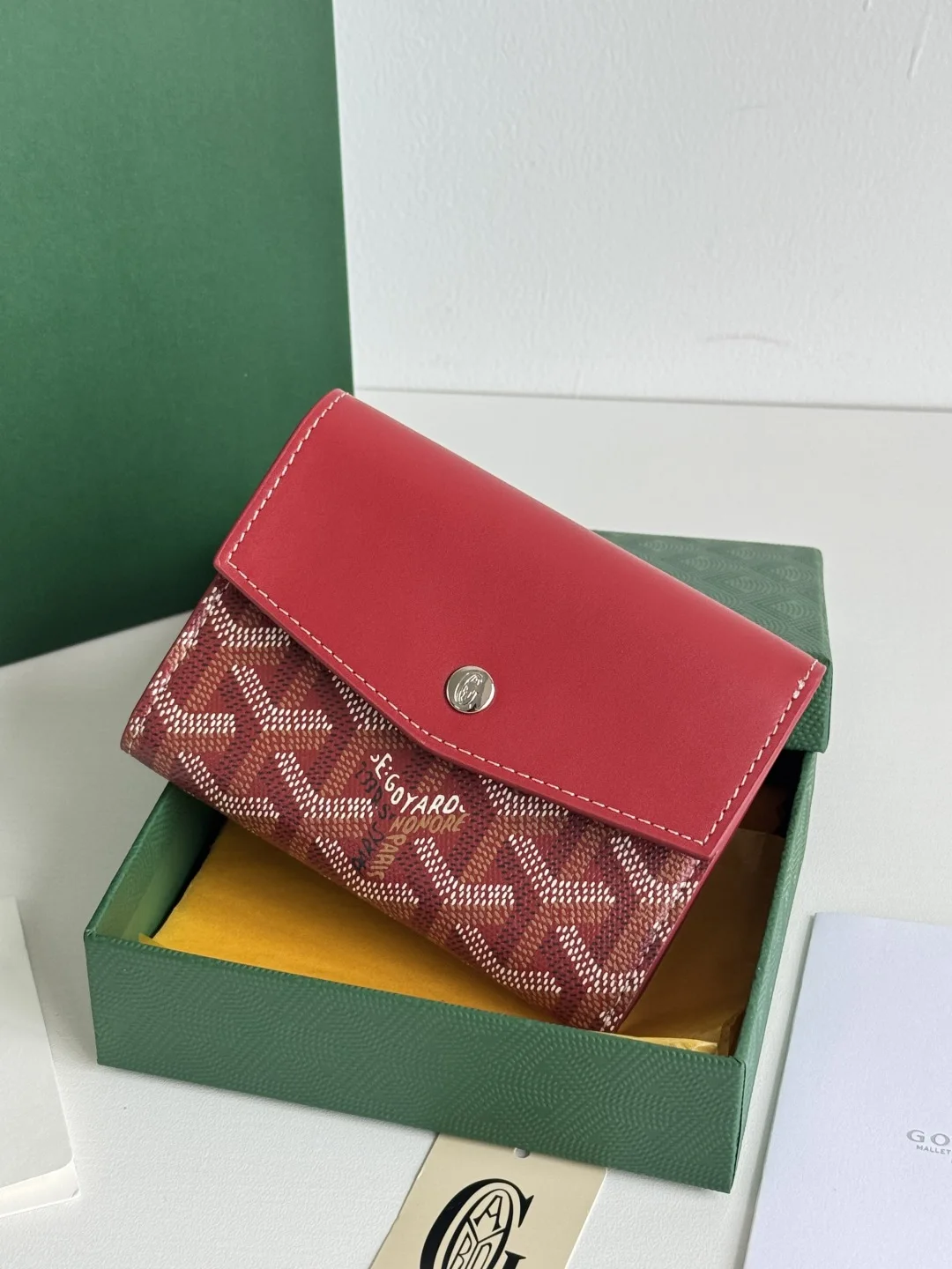 Goyard 3319 Saint-Gabriel Envelope Trifold Wallet - Detail view 2