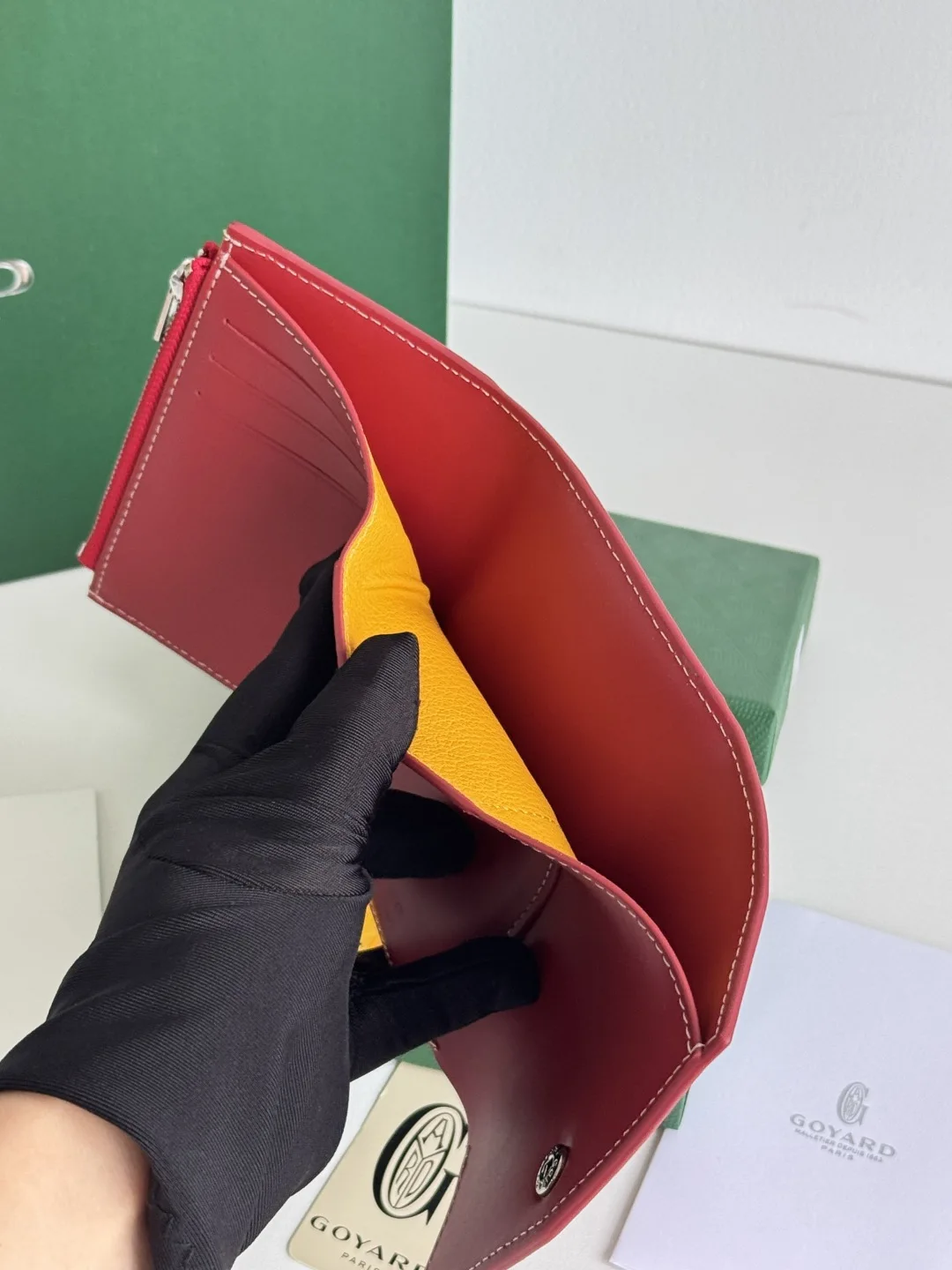 Goyard 3319 Saint-Gabriel Envelope Trifold Wallet - Detail view 11