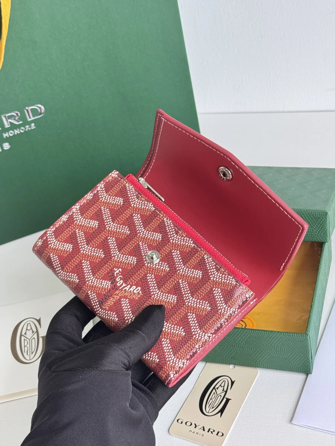Goyard 3319 Saint-Gabriel Envelope Trifold Wallet - Detail view 12
