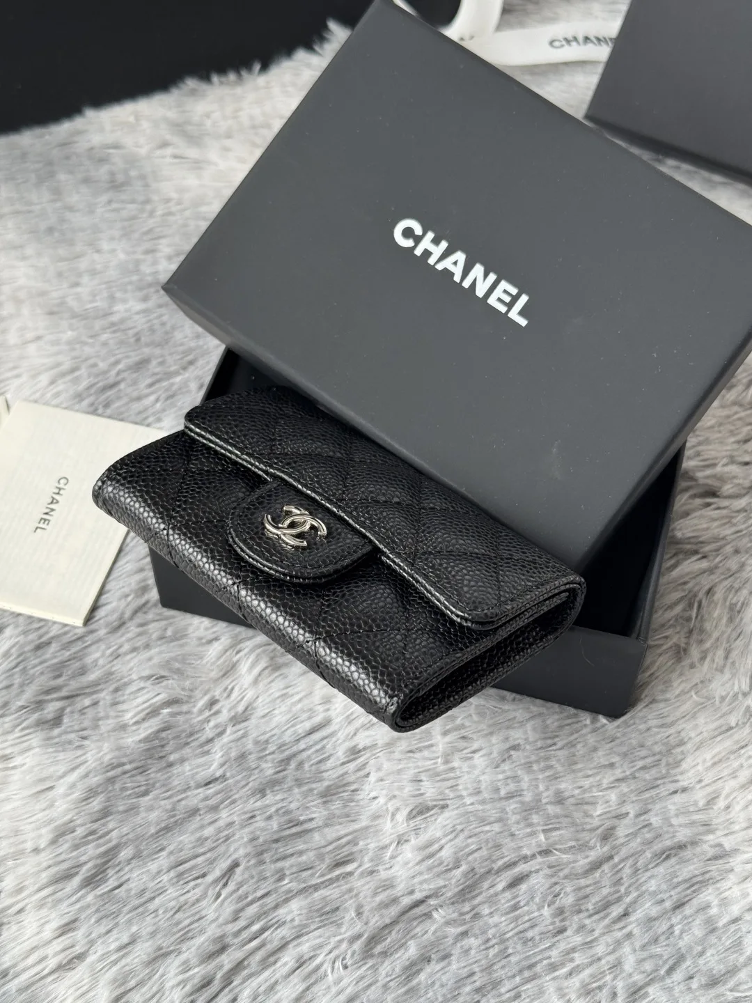 Chanel AP80799 Sheepskin Caviar Small Ball Pattern CF Card Holder - Detail view 4