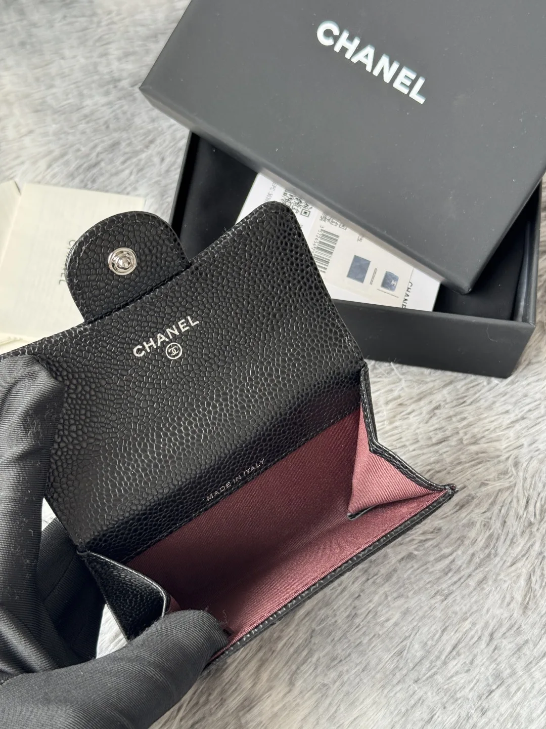 Chanel AP80799 Sheepskin Caviar Small Ball Pattern CF Card Holder - Detail view 7