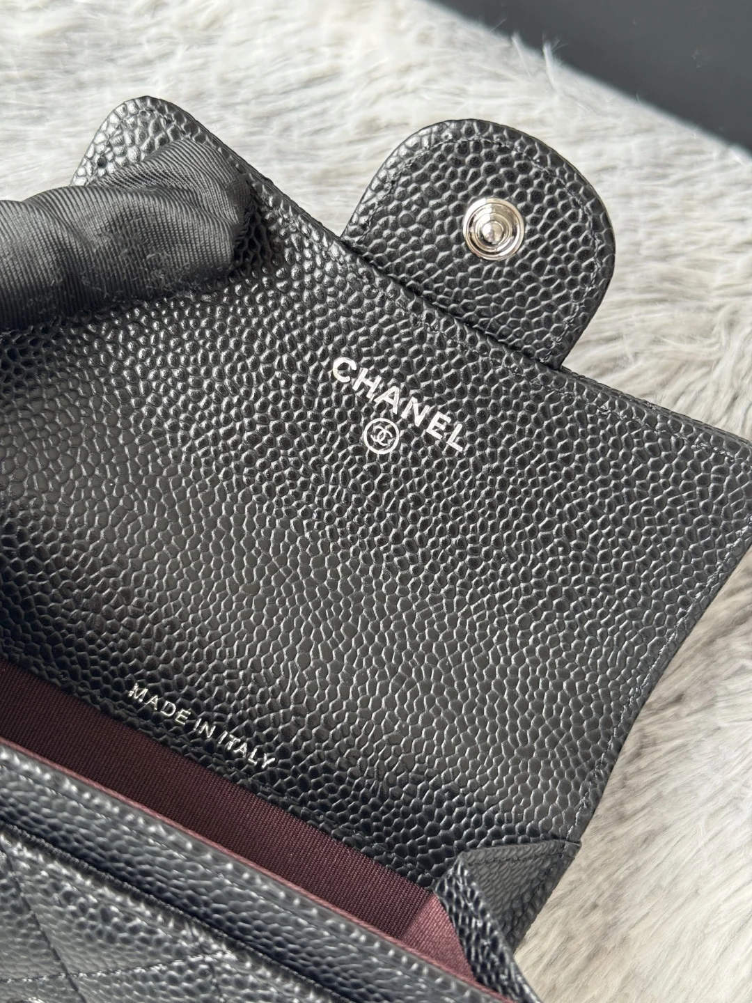 Chanel AP80799 Sheepskin Caviar Small Ball Pattern CF Card Holder - Detail view 8