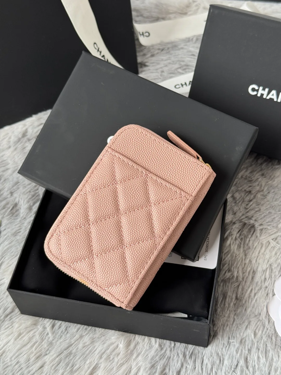 Chanel AP1650 Small Zip Pouch Laka Pouch - Detail view 3