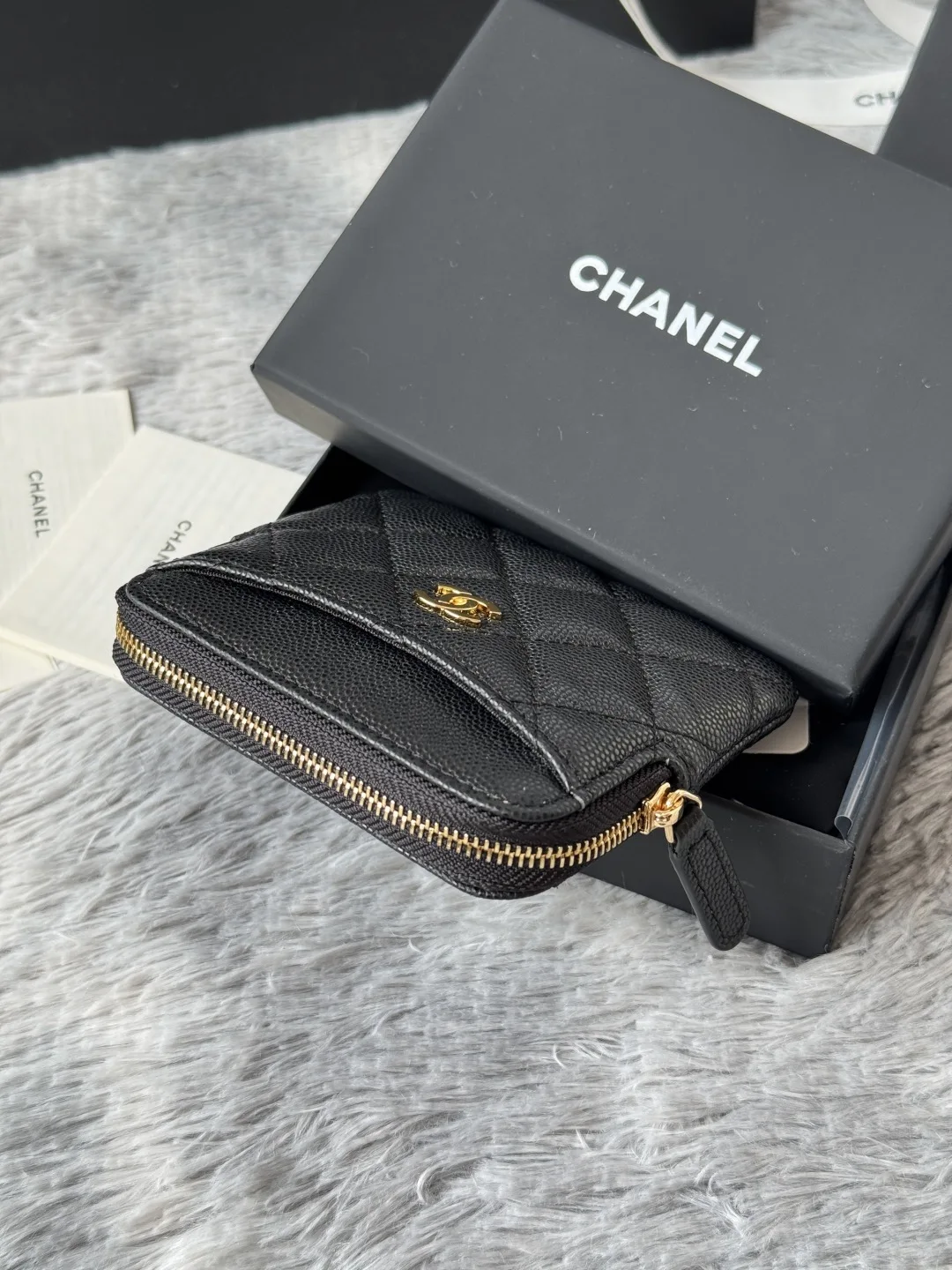 Chanel AP2061 Calfskin Chanel Coin Purse - Detail view 4