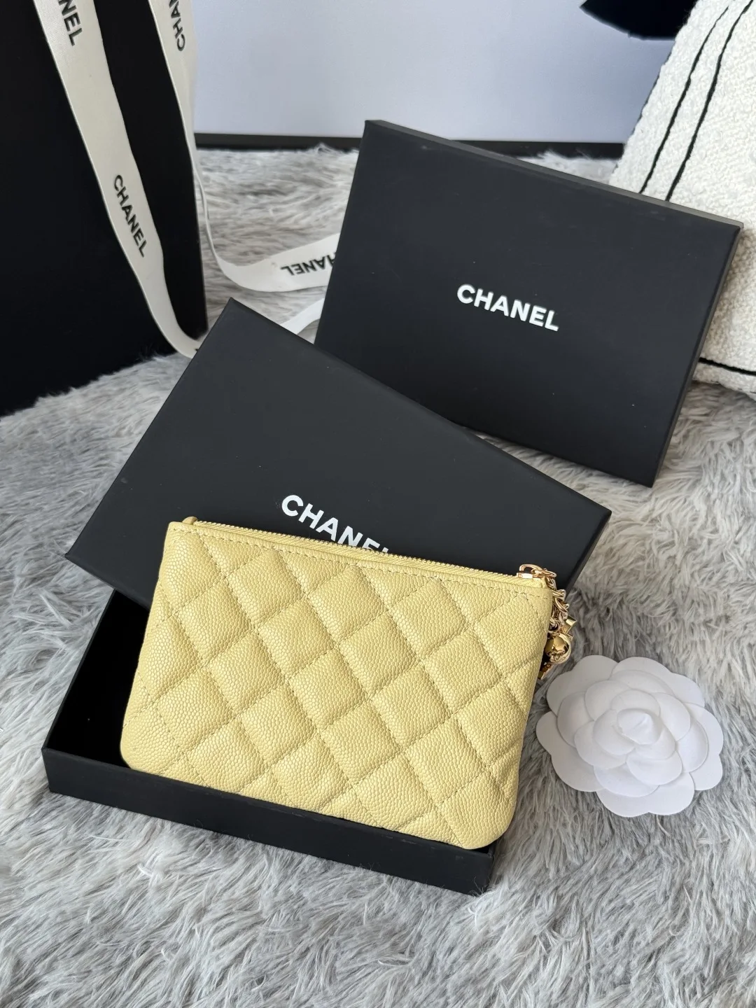 Chanel A50168 Zipped Pendant Coin Purse Card Holder - Detail view 3