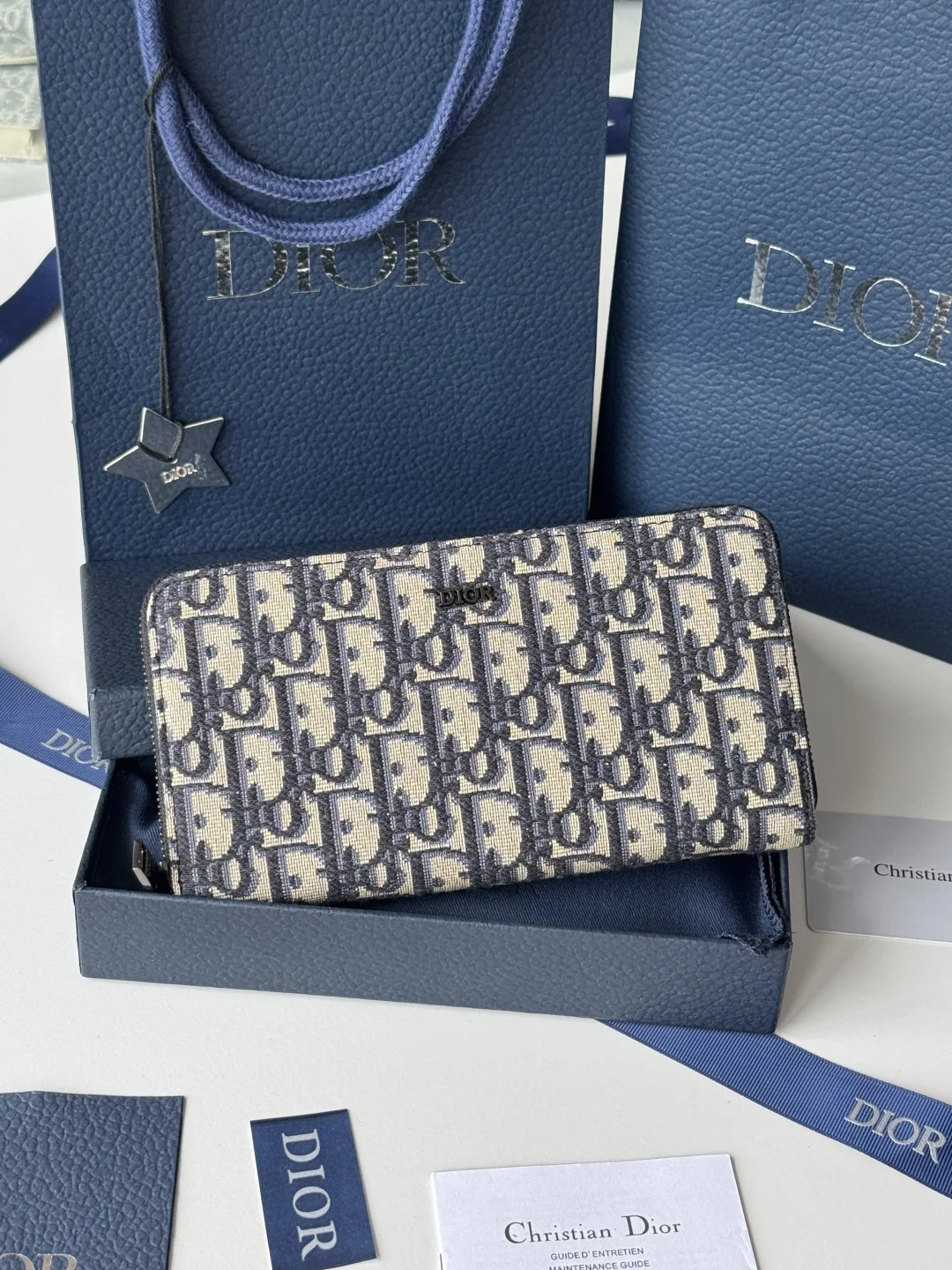 Dior 2ESBC252YSE-315 Long Zip Wallet - Detail view 2