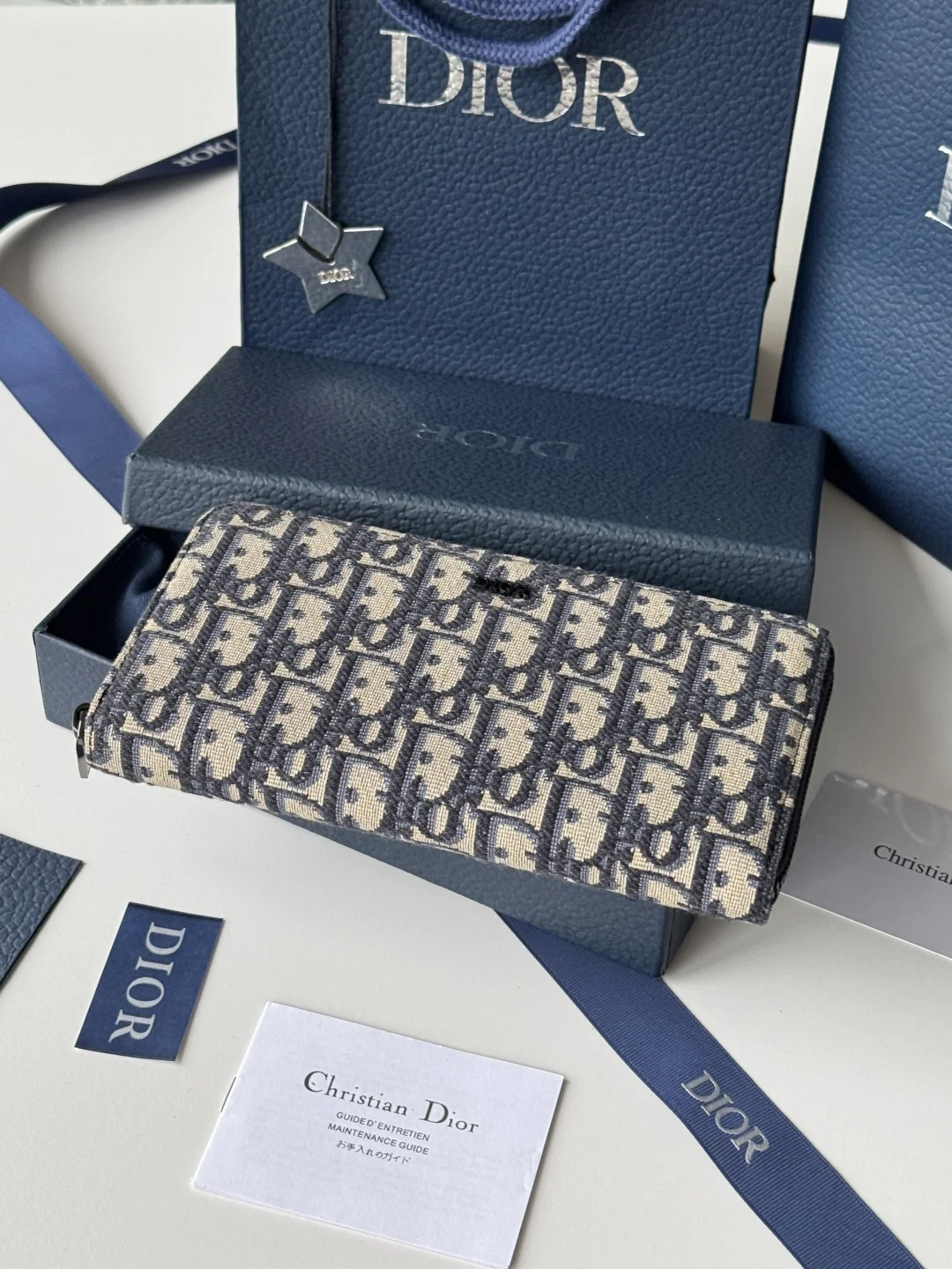Dior 2ESBC252YSE-315 Long Zip Wallet - Detail view 5
