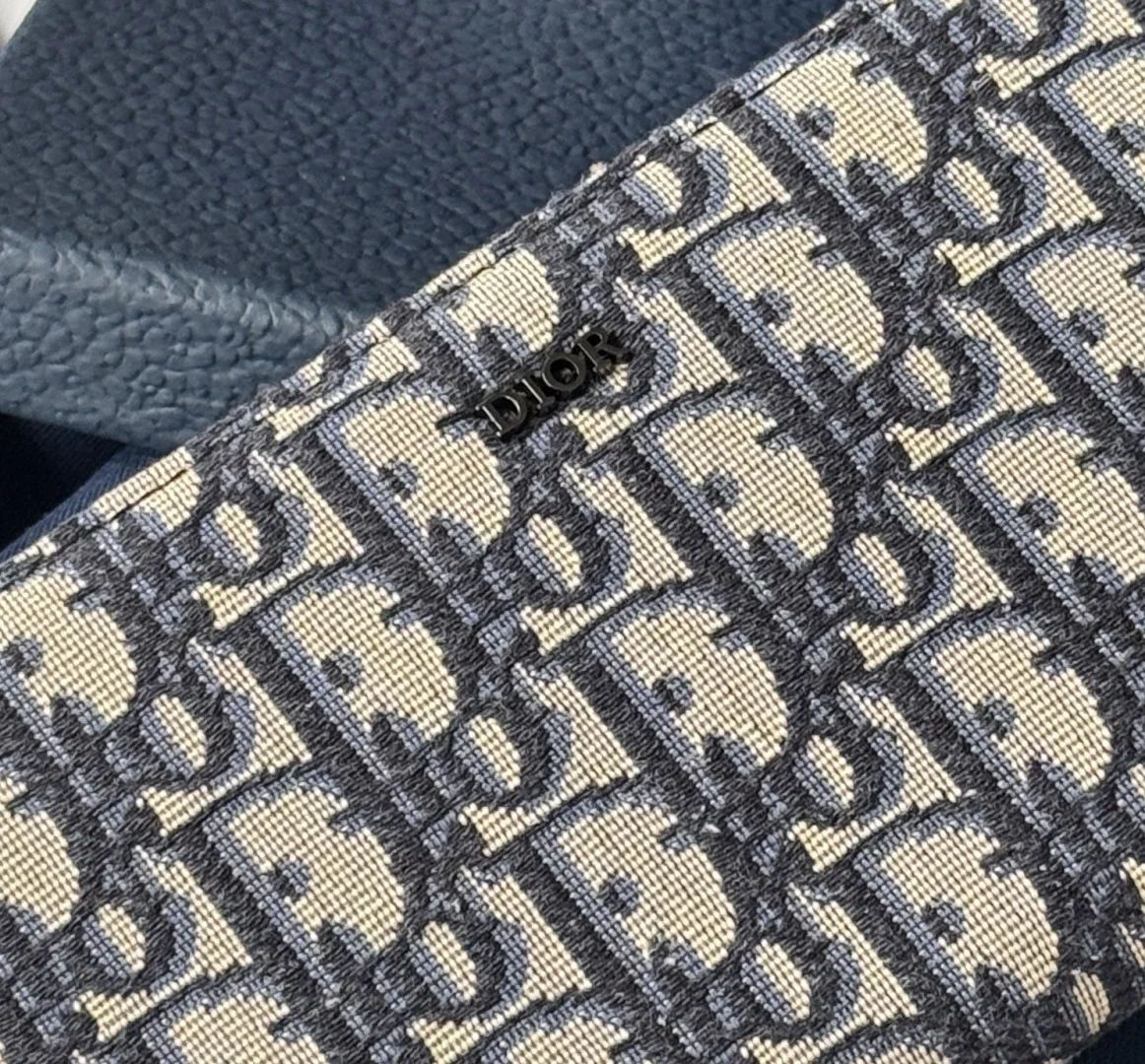 Dior 2ESBC252YSE-315 Long Zip Wallet - Detail view 6