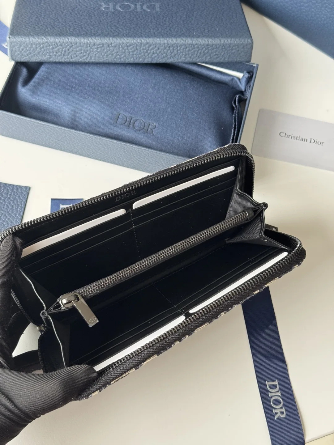 Dior 2ESBC252YSE-315 Long Zip Wallet - Detail view 8