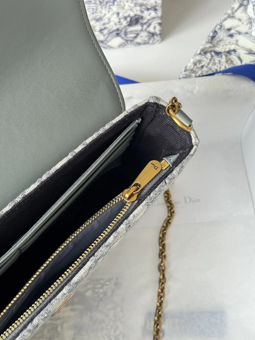 Dior S5907CTZQ_M928 Denim Dior Oblique Jacquard Saddle Chain Bag - Detail view 12