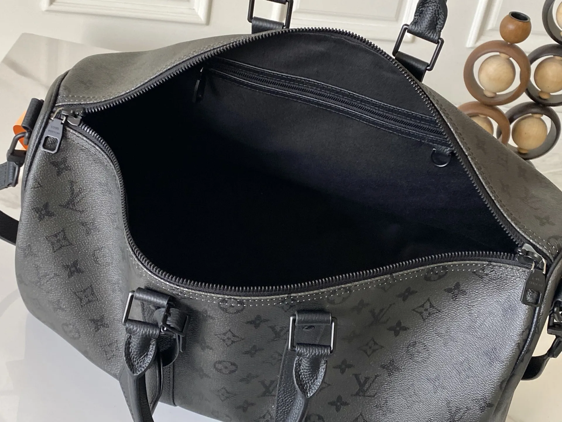 Louis Vuitton M28403 Black Gray Keepall Bandouliere 45 Travel Bag - Detail view 8