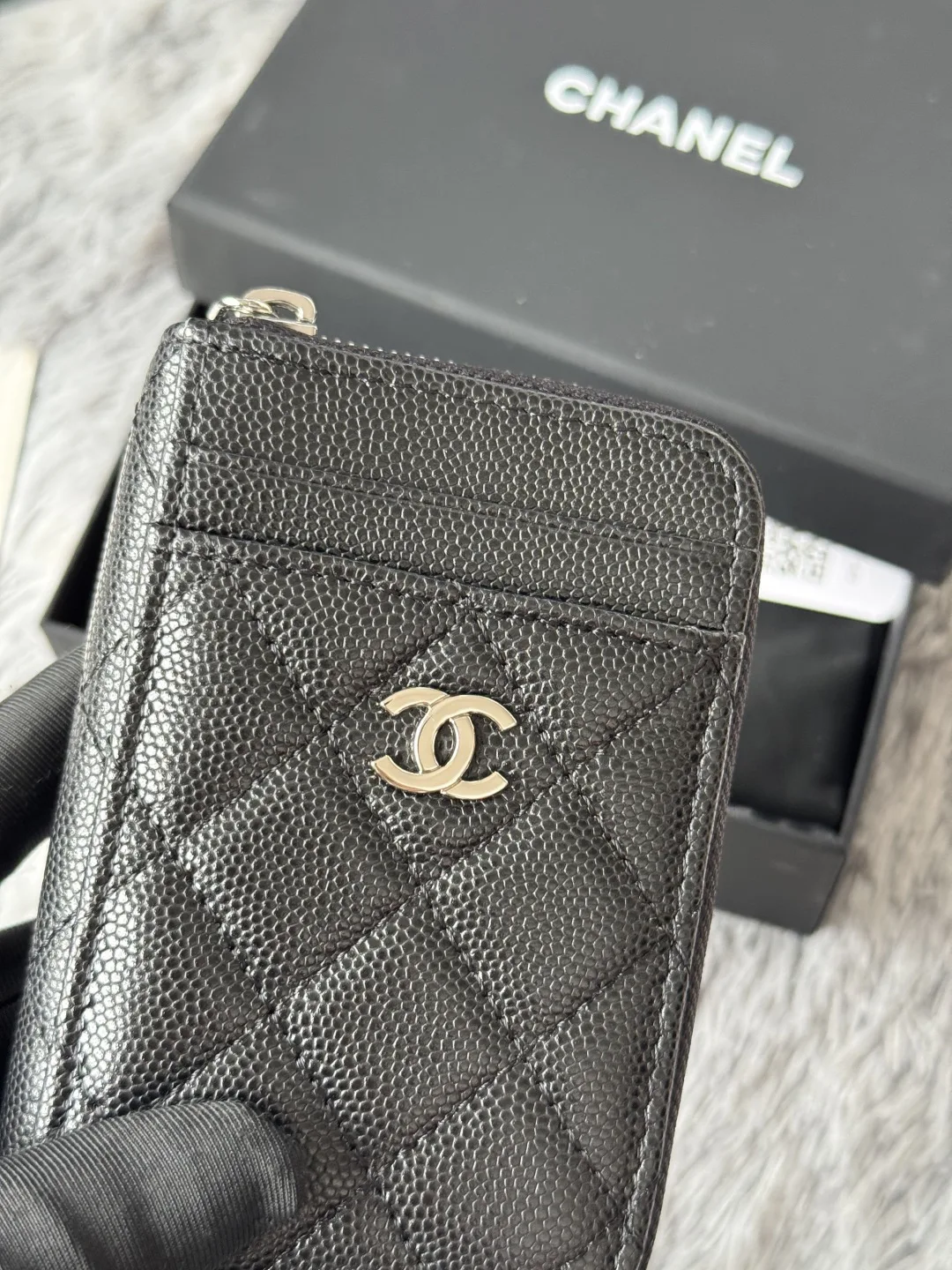 Chanel AP1650 Small Zip Pouch Laka Pouch - Detail view 6