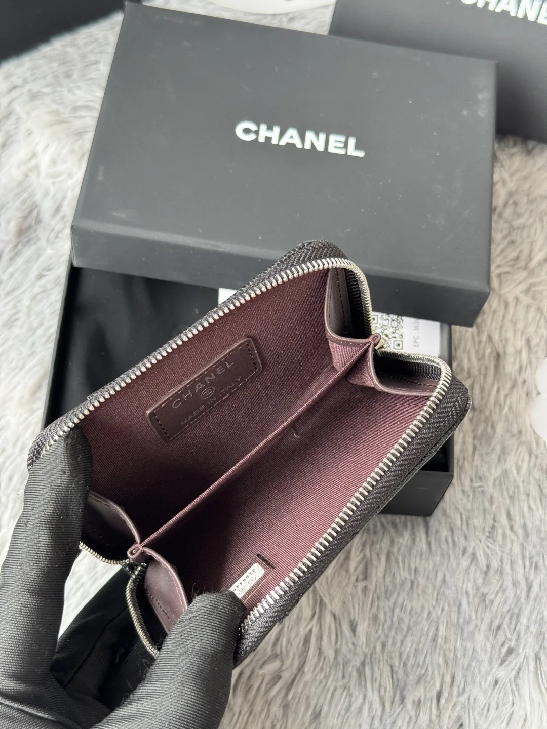 Chanel AP1650 Small Zip Pouch Laka Pouch - Detail view 8