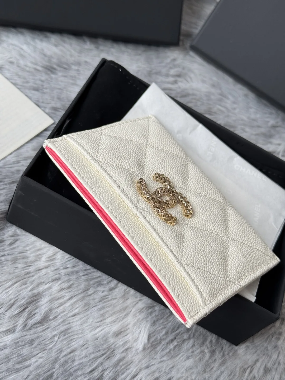 Chanel AP3188 Ball Pattern Hollow Card Holder - Detail view 4