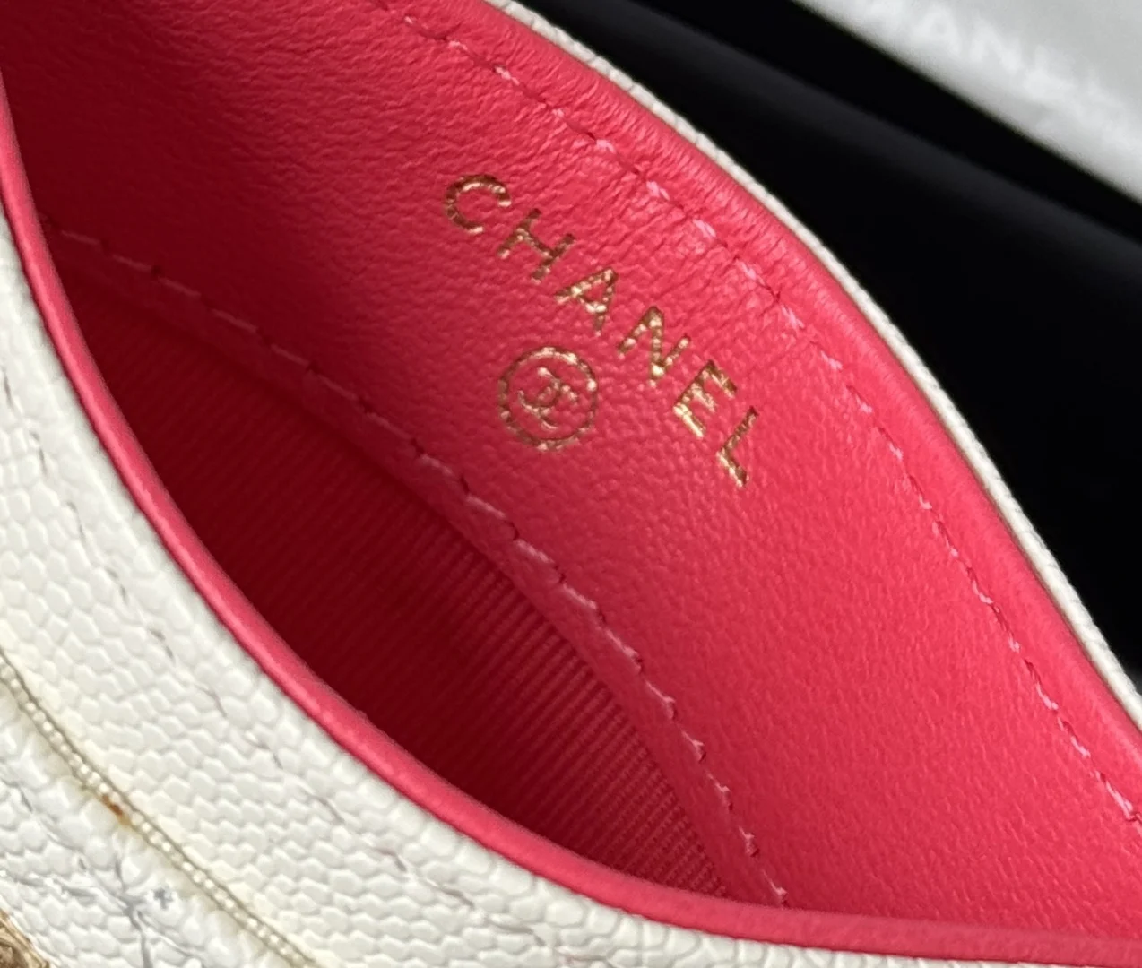Chanel AP3188 Ball Pattern Hollow Card Holder - Detail view 8