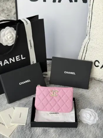 AP3049 22k Embossed Logo Double C Cardholder