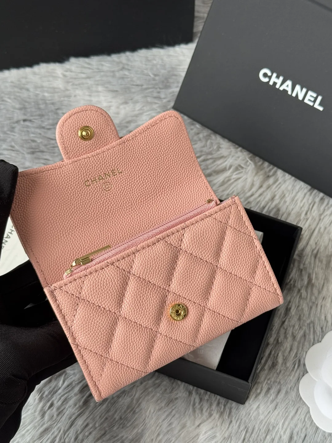 Chanel 0219 2025 New Arrivals CF Card Holder - Detail view 6