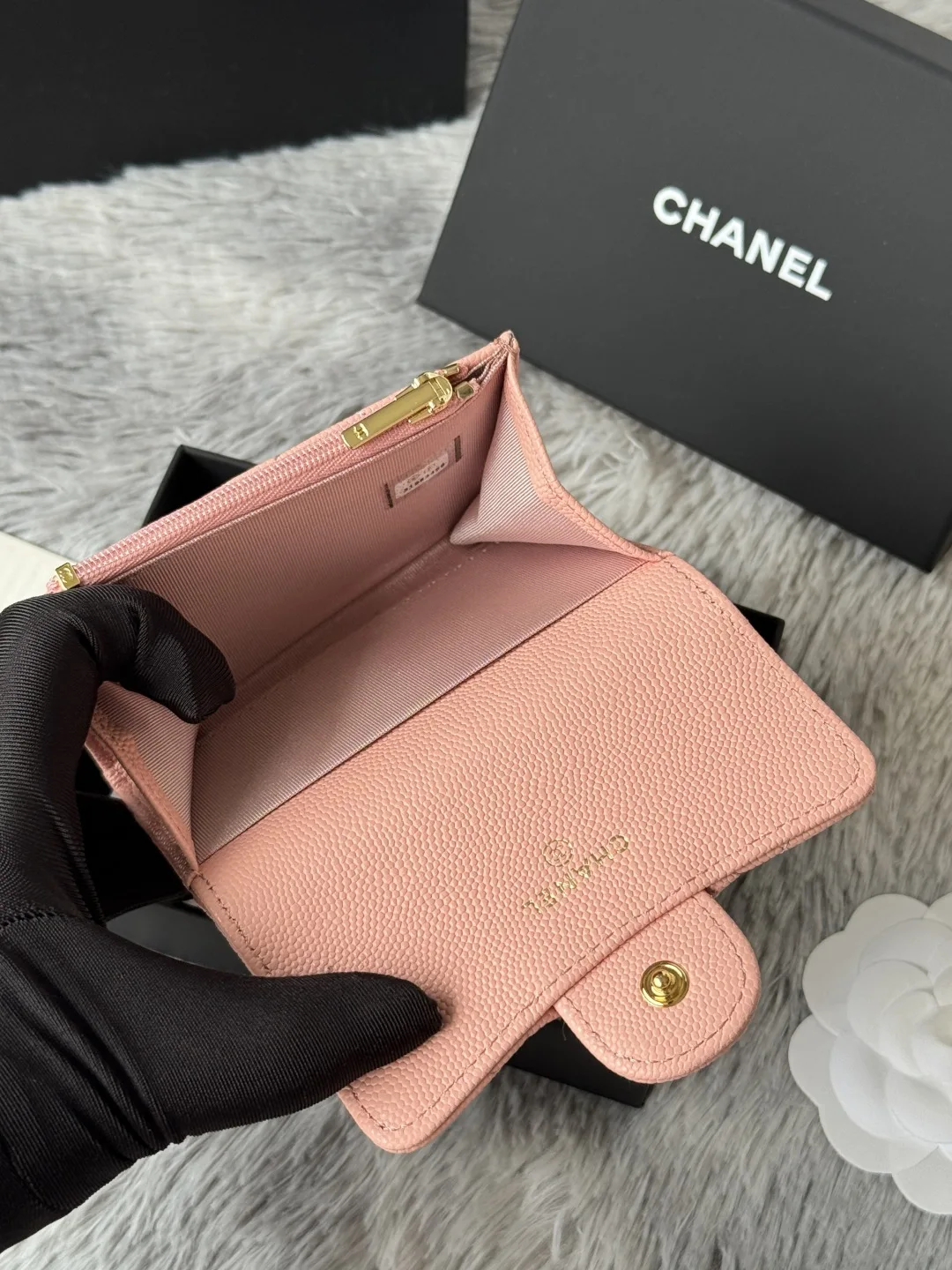 Chanel 0219 2025 New Arrivals CF Card Holder - Detail view 8