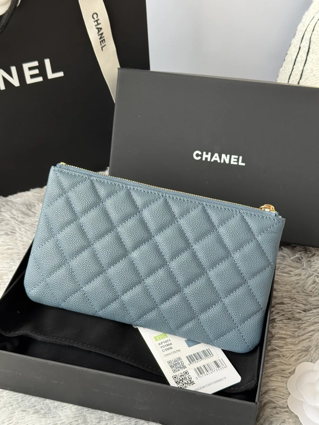 Chanel AP1071 New Ball Grain Diamond Pattern Coin Purse Clutch - Detail view 3