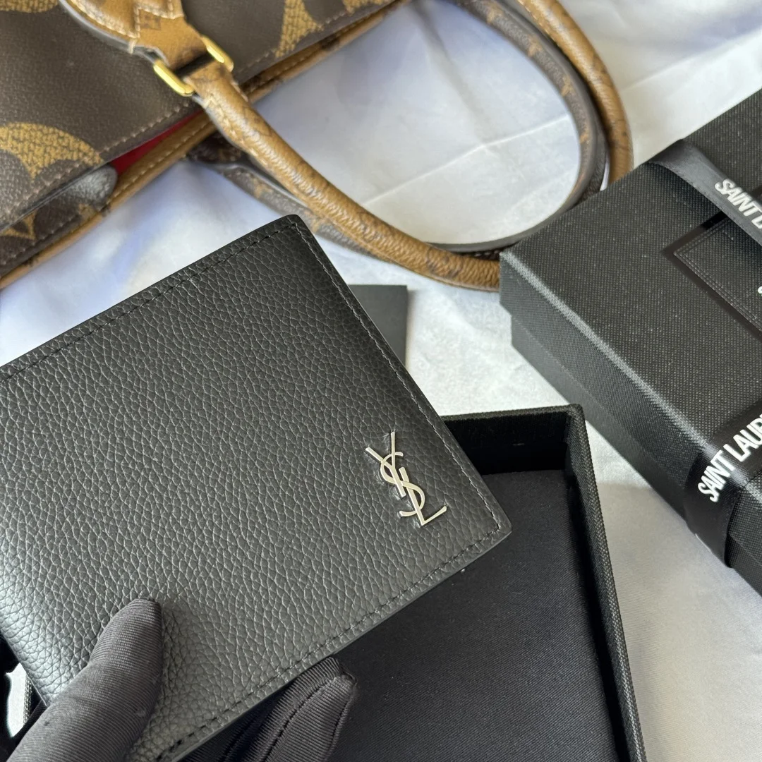 圣罗兰607727 2025秋冬新品 MONOGRAM对折包 卡包 - 细节图 5