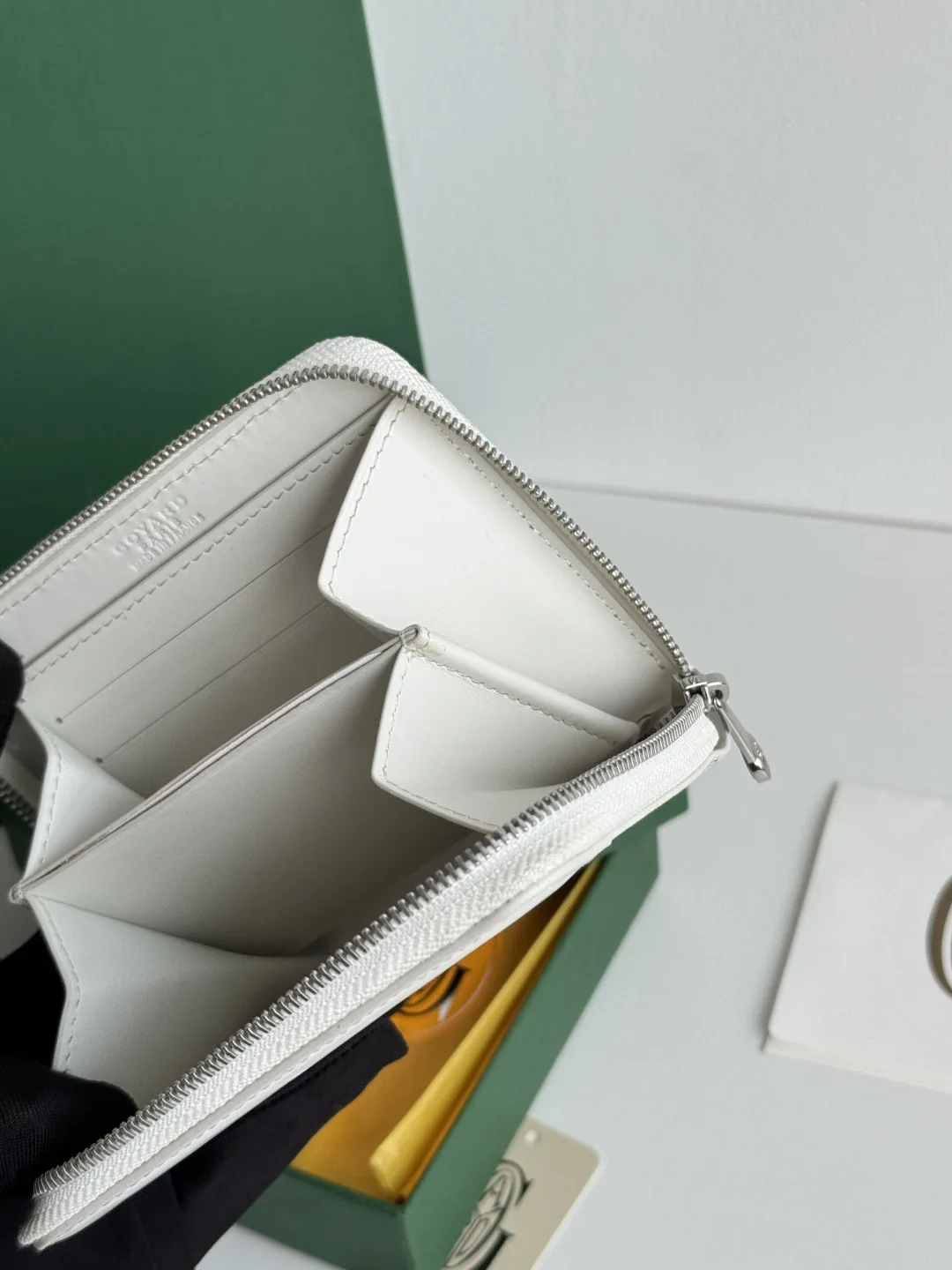 Goyard 3305 MATIGNON MINI ZIP CARD HOLDER - Detail view 8