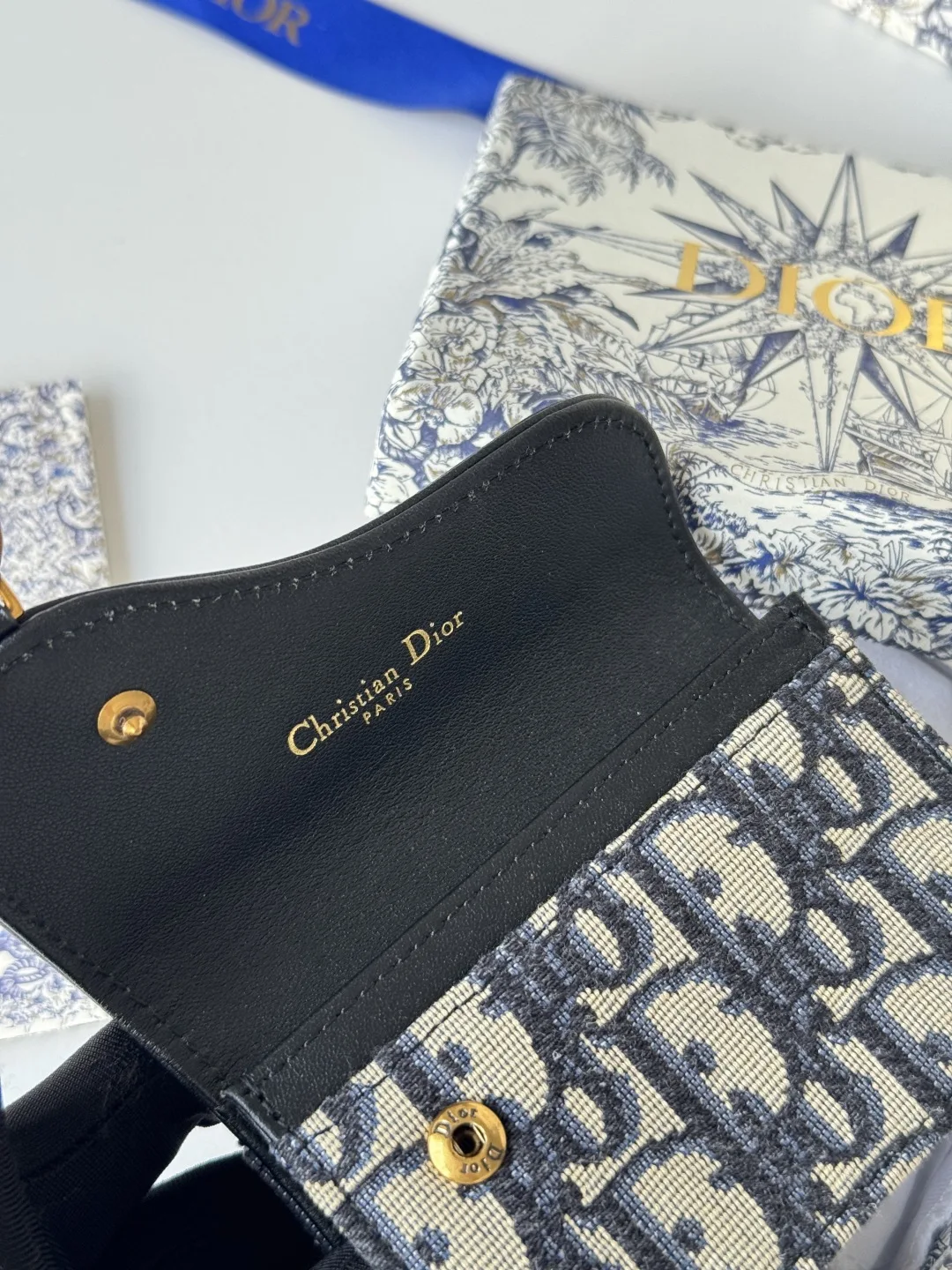 Dior Oblique Saddle Card Holder - Detail view 9