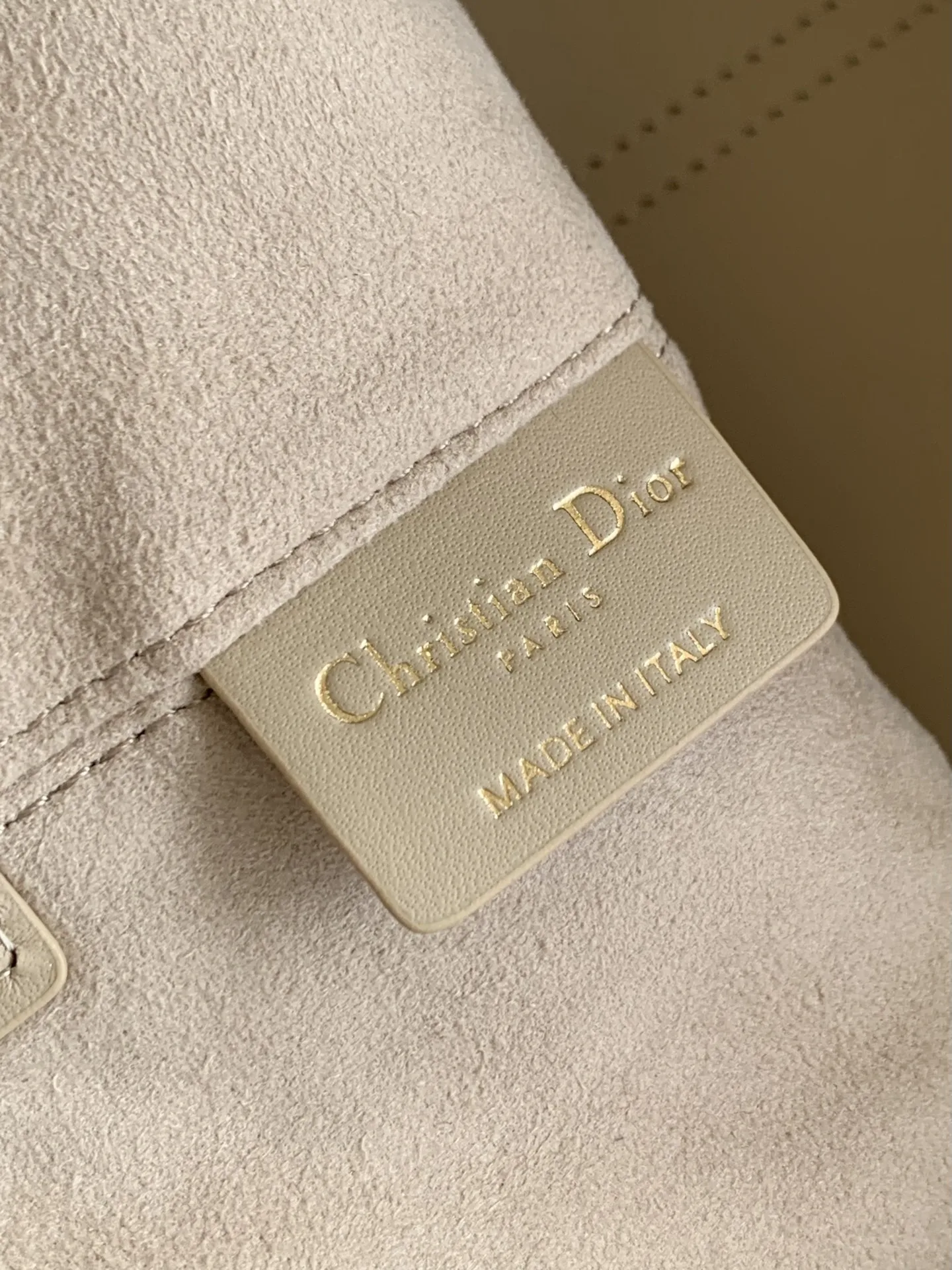Dior Toujours handbag, medium, women s tote bag - Detail view 9