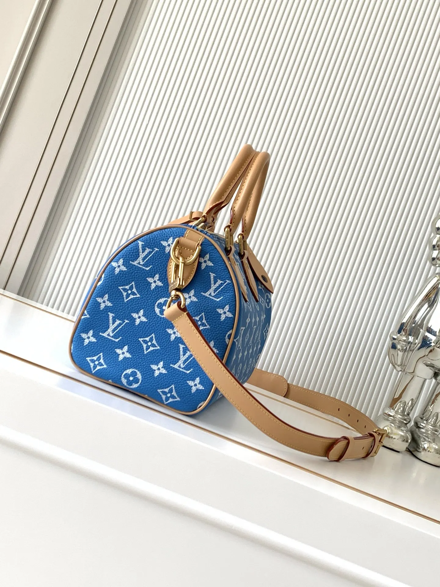 Louis Vuitton M24424 Blue Speedy P9 Bandouliere 25 Bag - Detail view 2