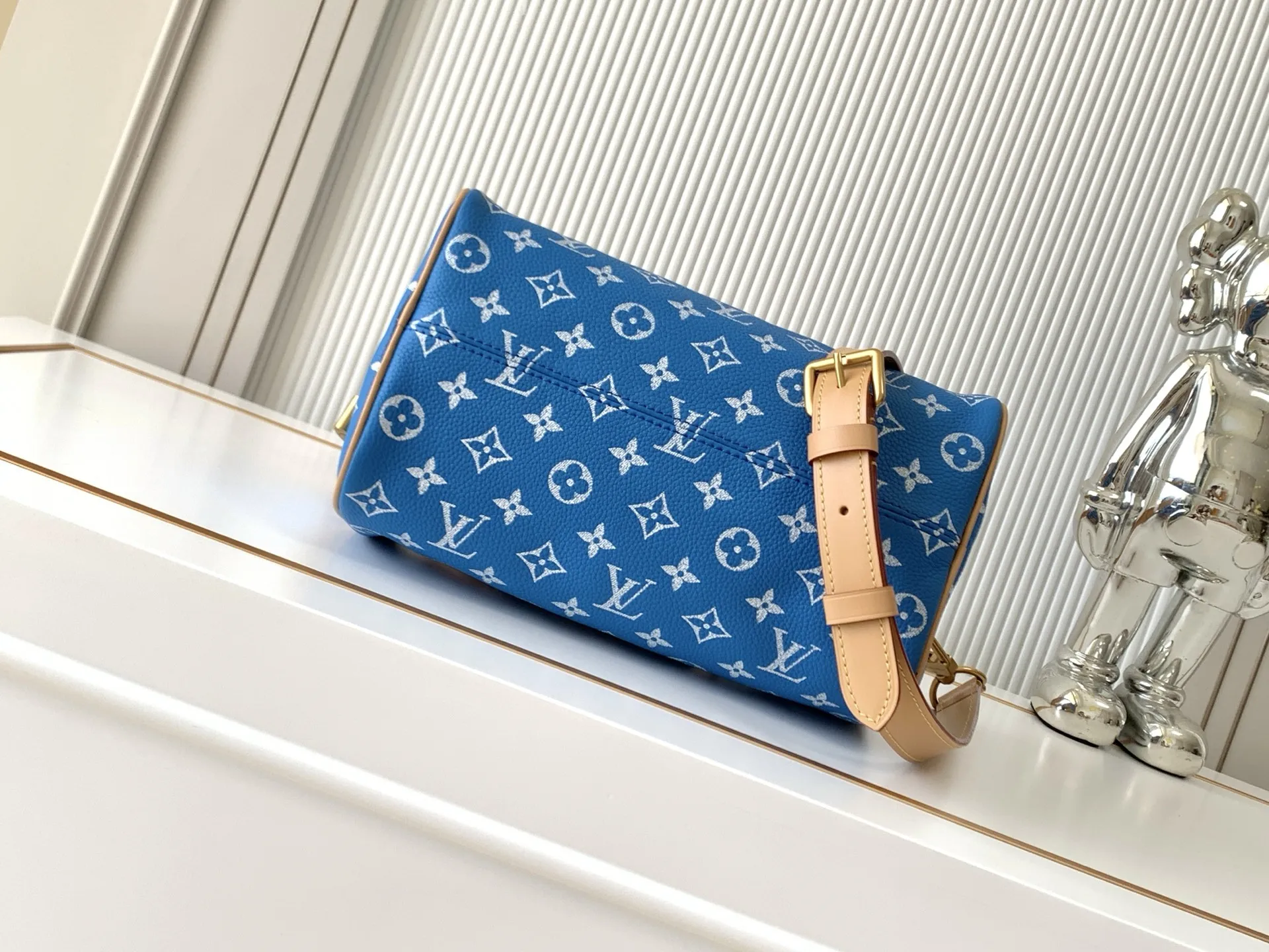 Louis Vuitton M24424 Blue Speedy P9 Bandouliere 25 Bag - Detail view 4