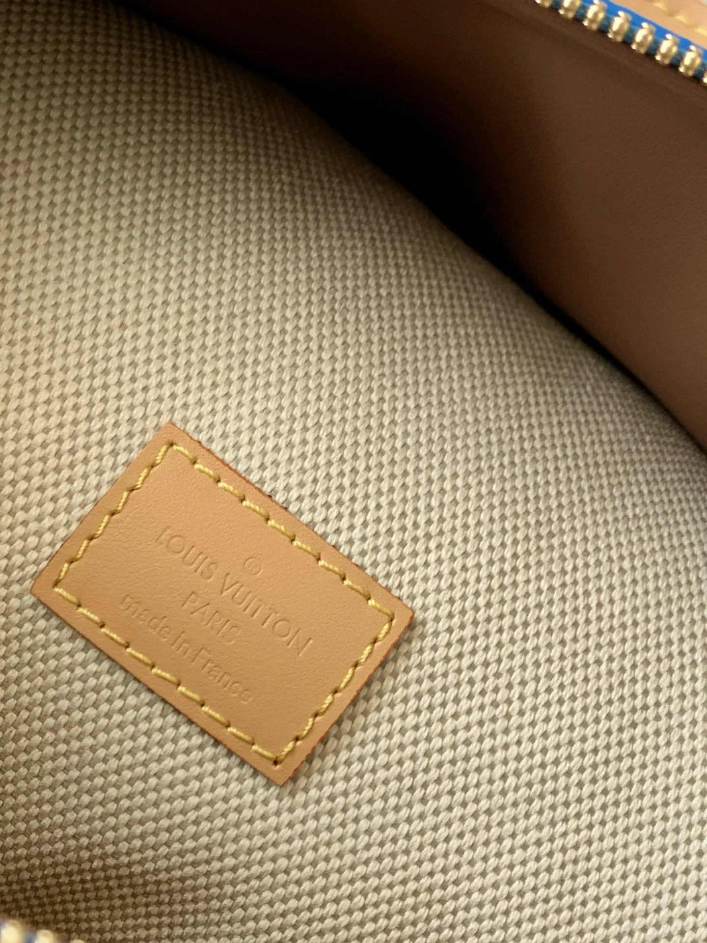 Louis Vuitton M24424 Blue Speedy P9 Bandouliere 25 Bag - Detail view 8