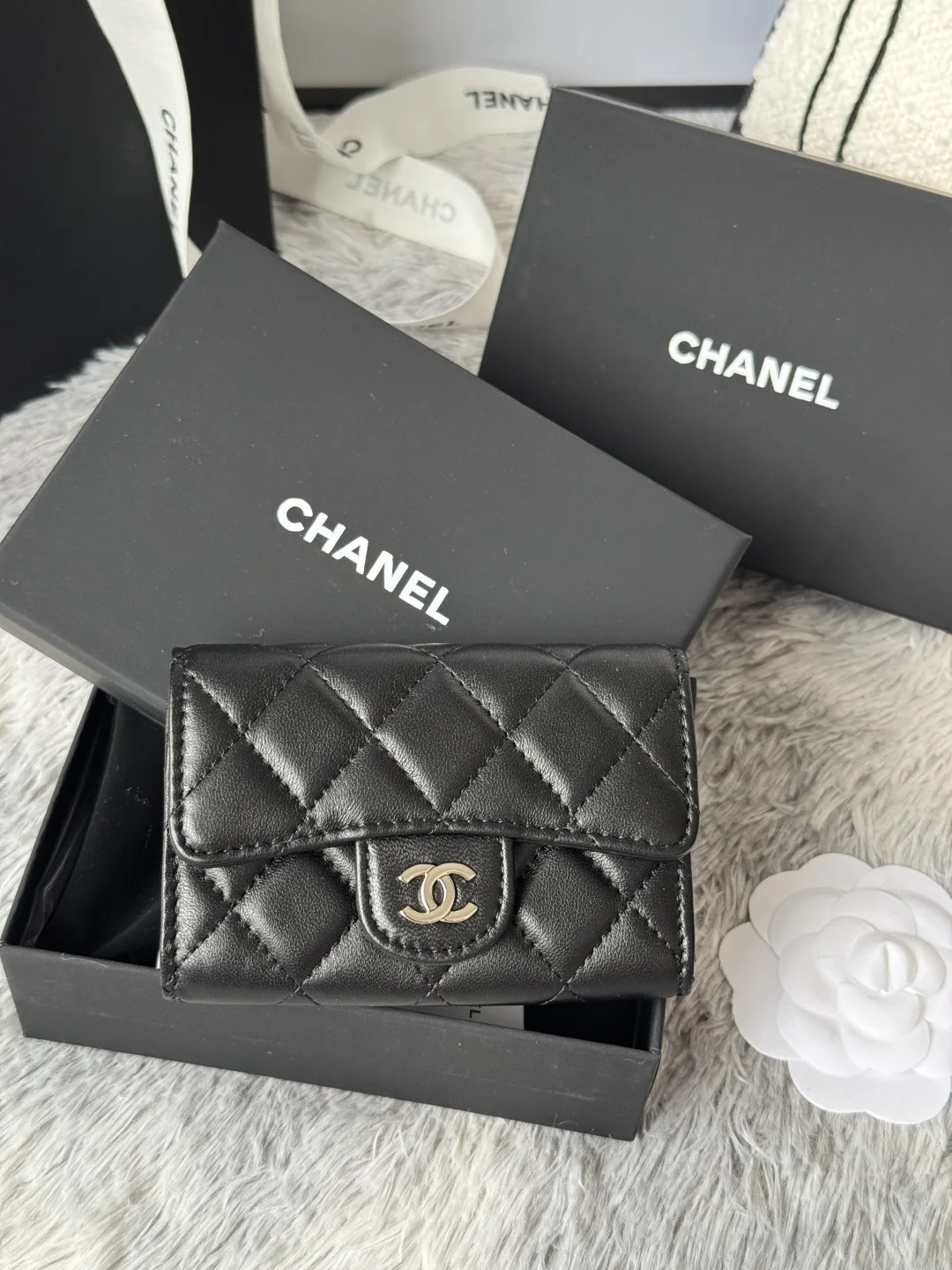 Chanel AP0214 Lambskin CF Cardholder - Detail view 2