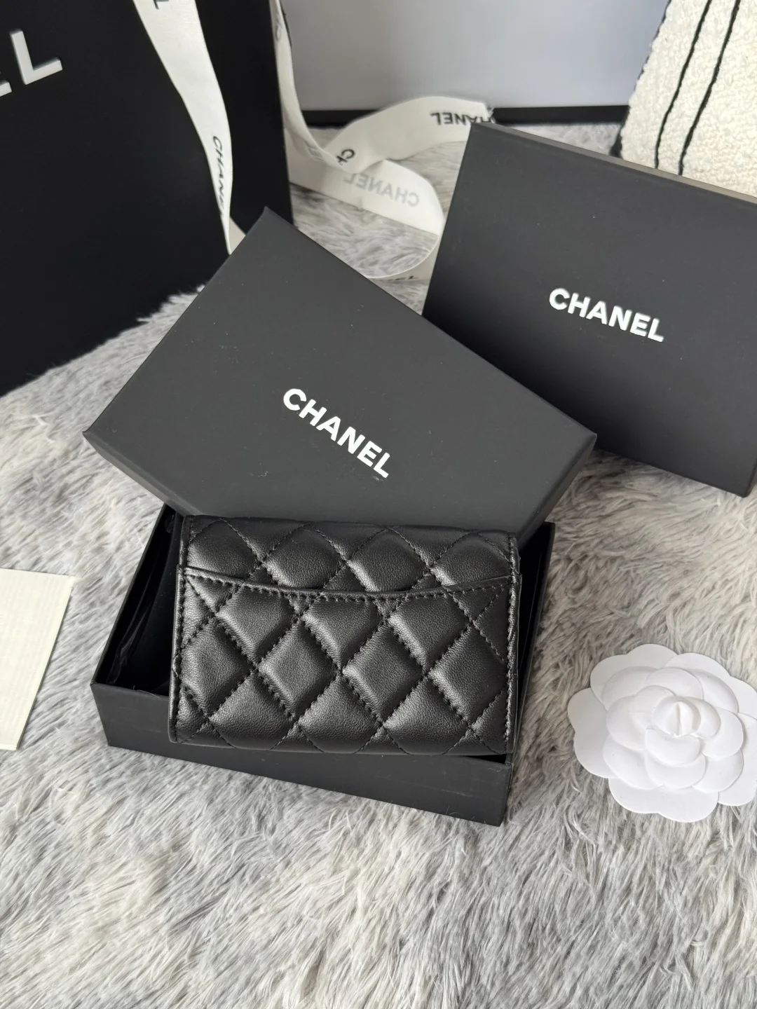 Chanel AP0214 Lambskin CF Cardholder - Detail view 3
