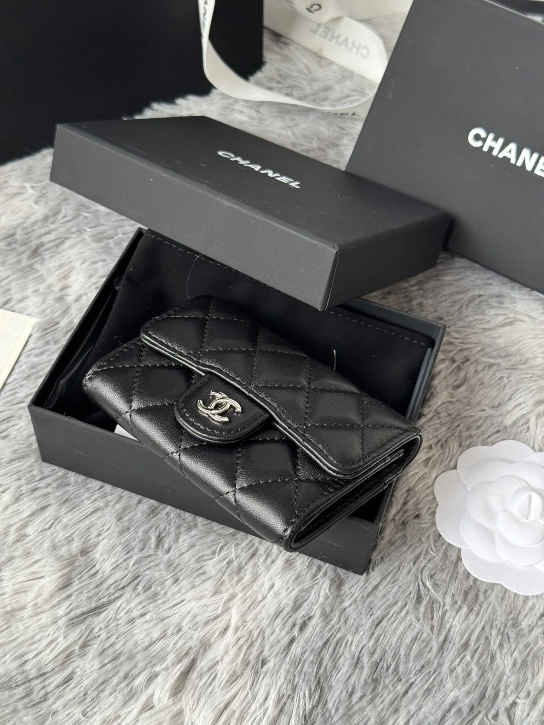 Chanel AP0214 Lambskin CF Cardholder - Detail view 4