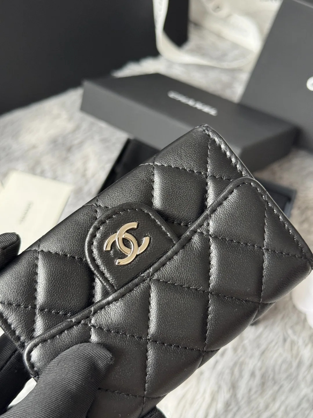 Chanel AP0214 Lambskin CF Cardholder - Detail view 6