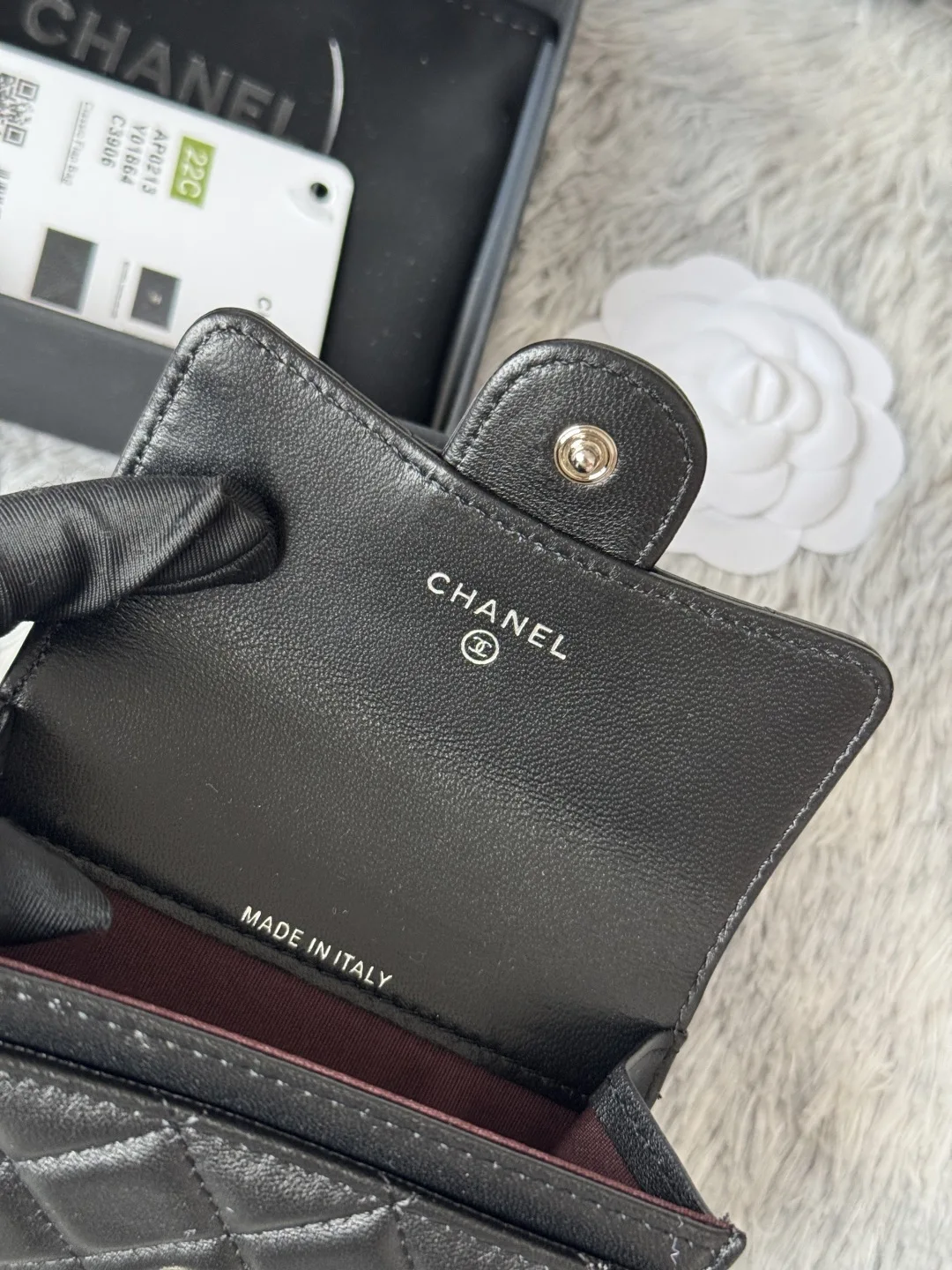 Chanel AP0214 Lambskin CF Cardholder - Detail view 9