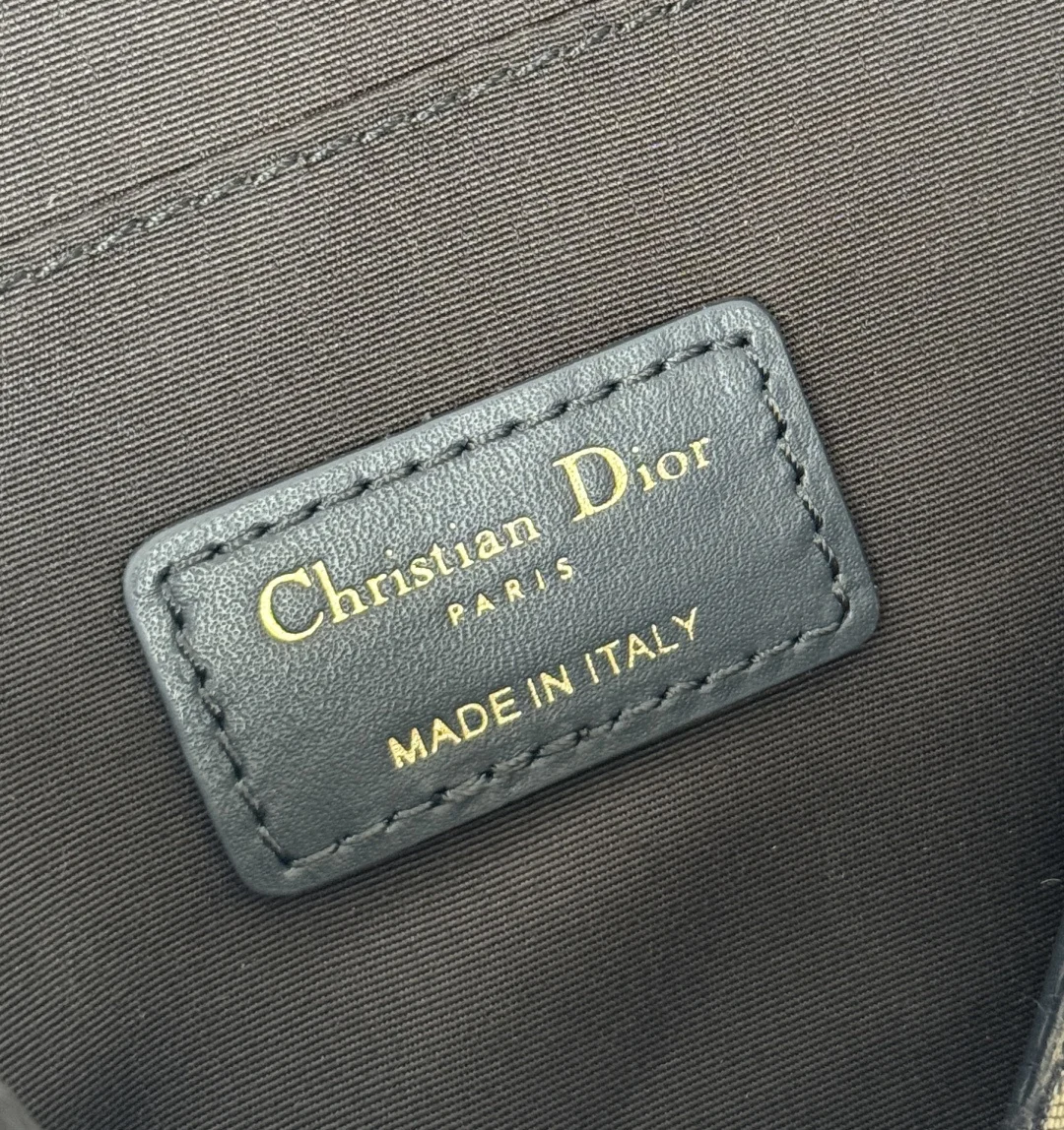 Dior S2123 ctzq_m928 makeup bag clutch - Detail view 9