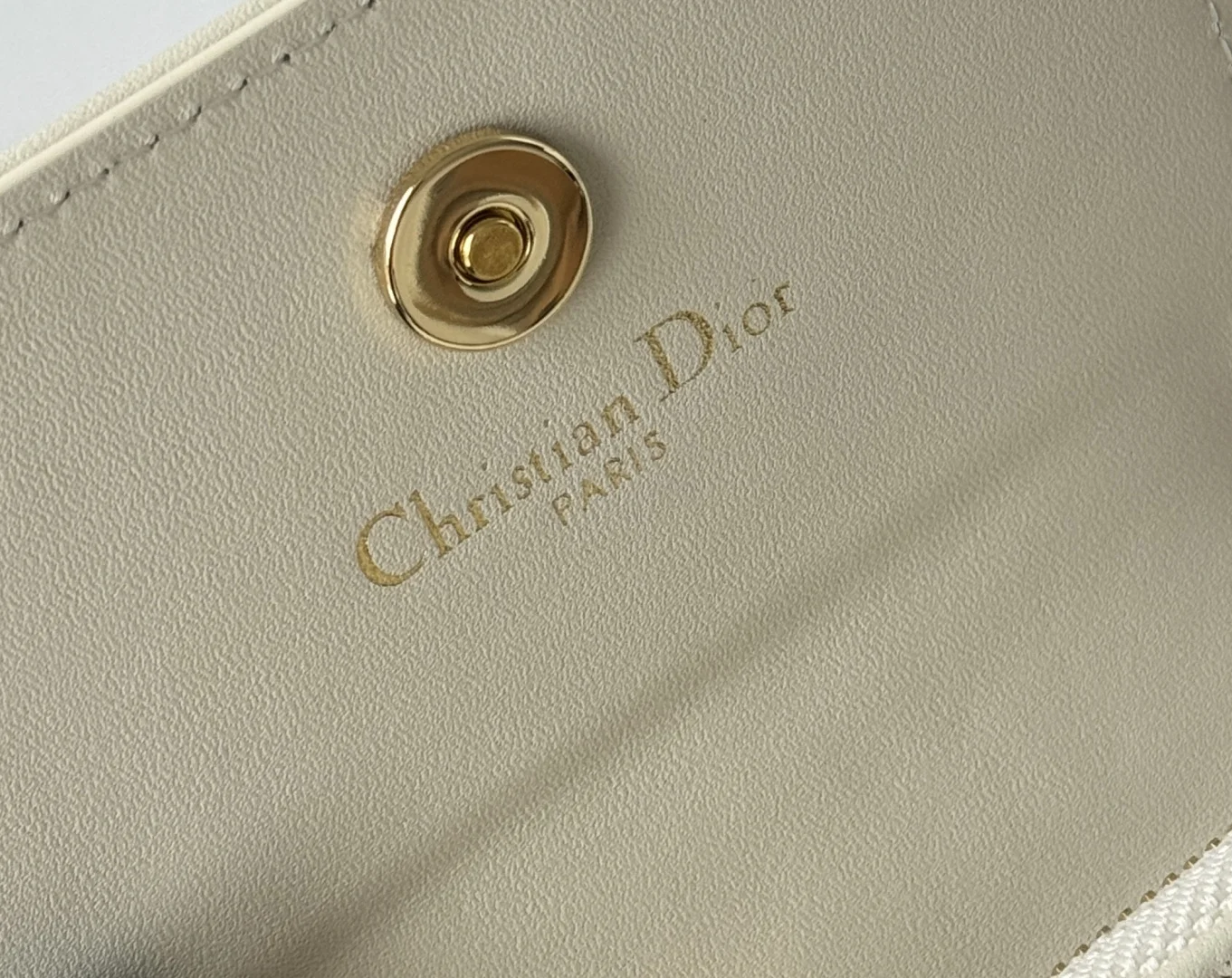 Dior S2300UWHC_M30G Caro Card Holder Coin Purse - Detail view 8