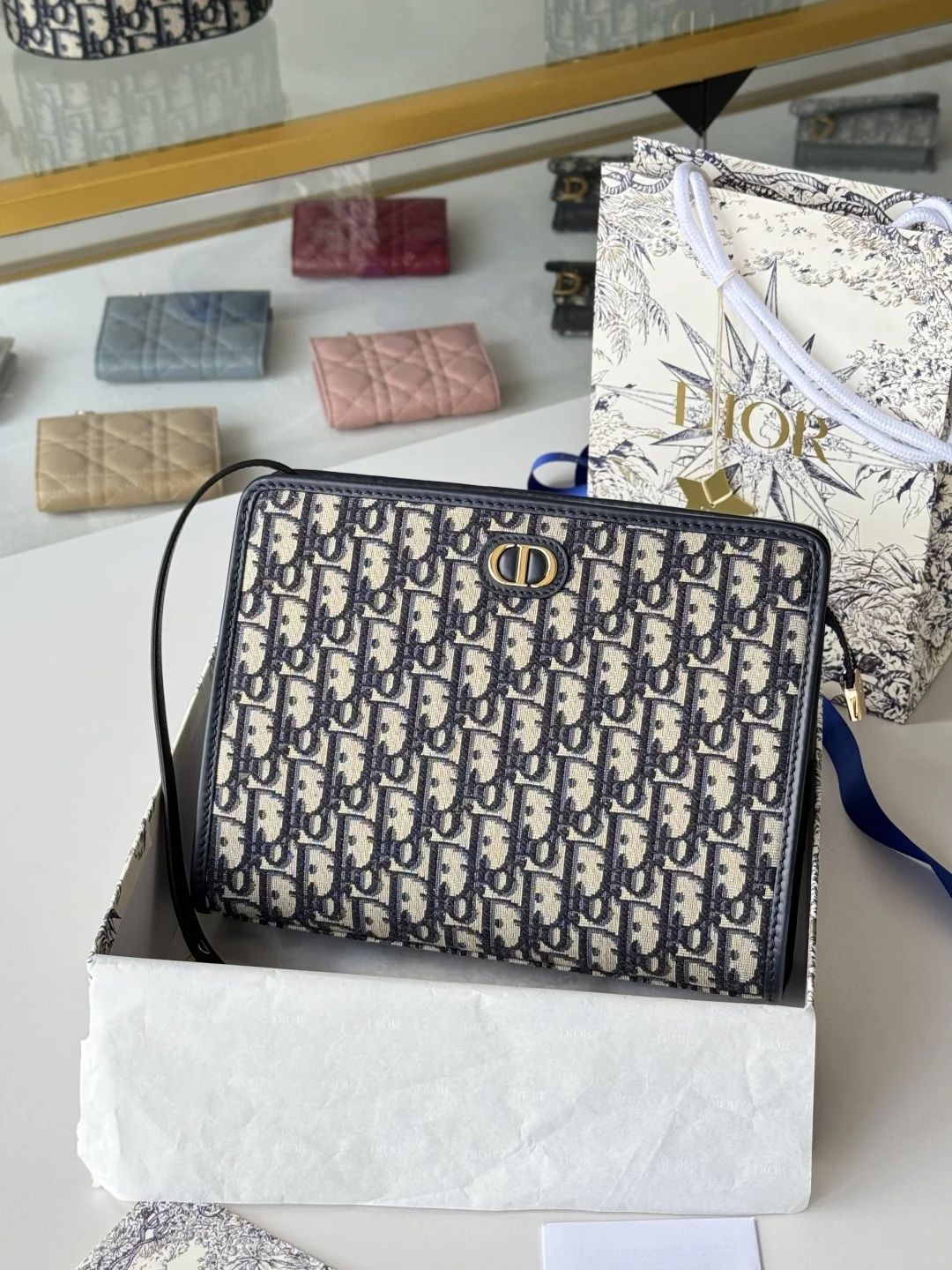 Dior S2107UTZQ-M928-TU Montaigne 30 Clutch Bag