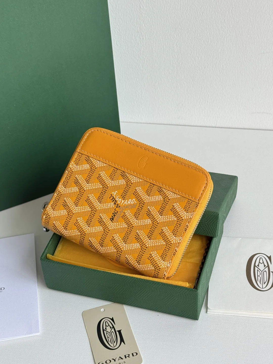 Goyard 3305 MATIGNON MINI ZIP CARD HOLDER - Detail view 2