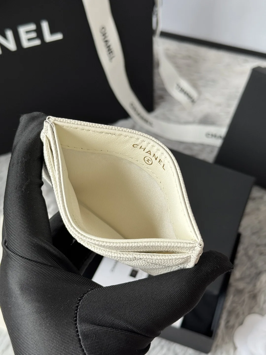 Chanel AP0213 CF Card Case, Chip-style Card Holder - Detail view 7