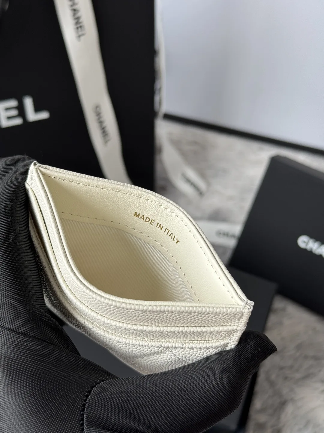 Chanel AP0213 CF Card Case, Chip-style Card Holder - Detail view 9