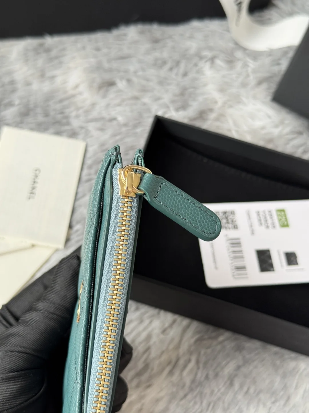 Chanel A84105 Single Card Holder - Detail view 8