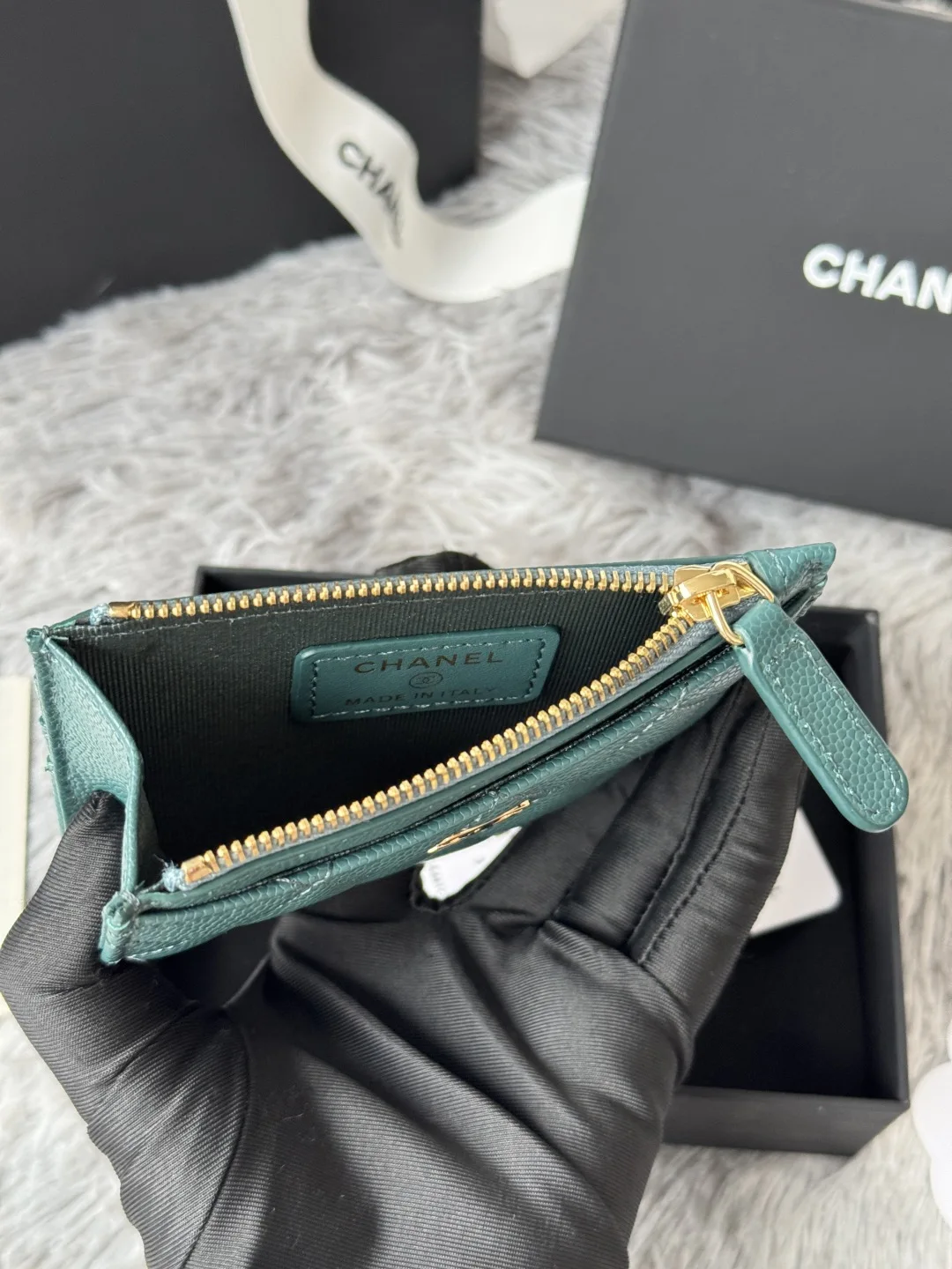 Chanel A84105 Single Card Holder - Detail view 9